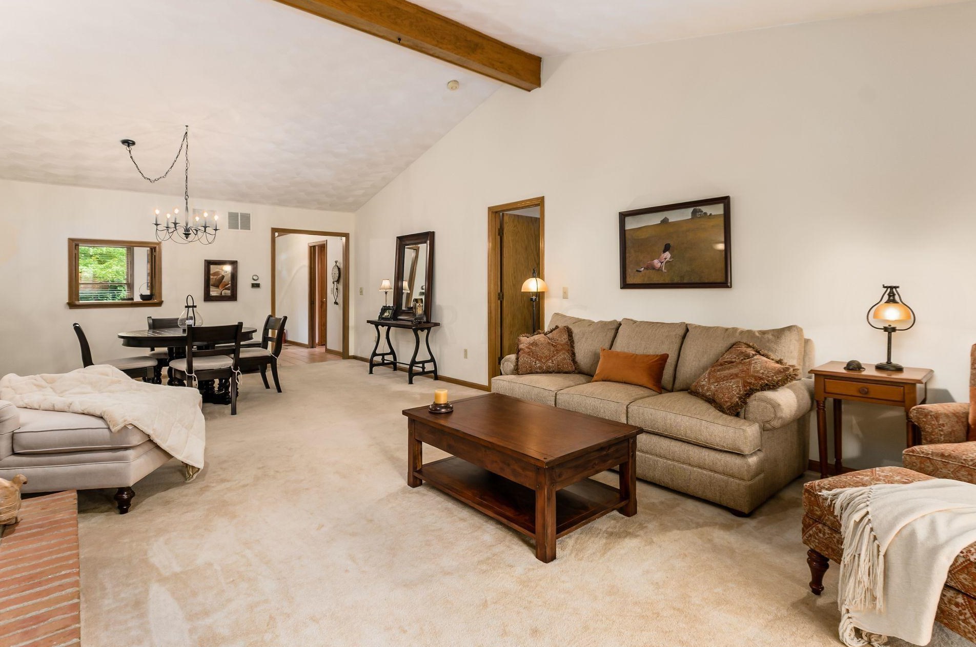 5753 Kingstree Dr, Dublin OH  43017-2226 exterior