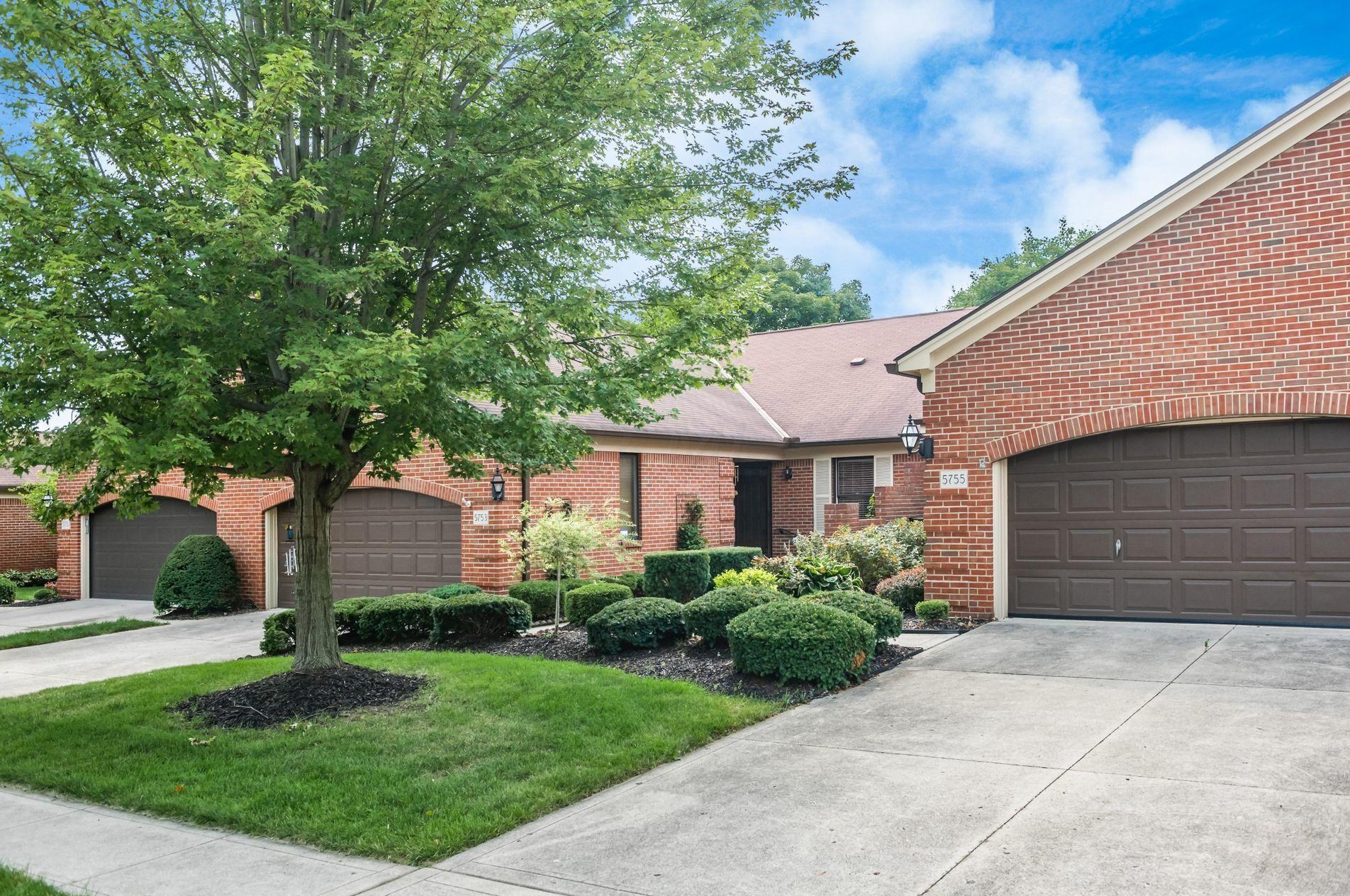 5753 Kingstree Dr, Dublin OH  43017-2226 exterior