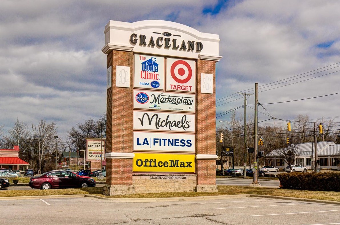 890 Strimple Ave, Columbus OH  43229-5038 exterior