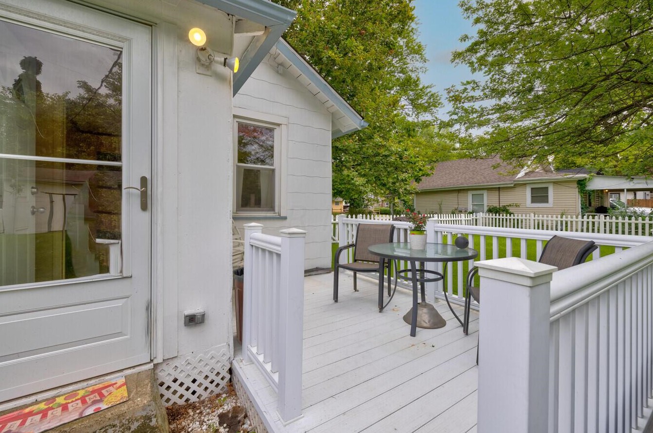 2085 Lamont Ave, Columbus OH 43224-2951 exterior