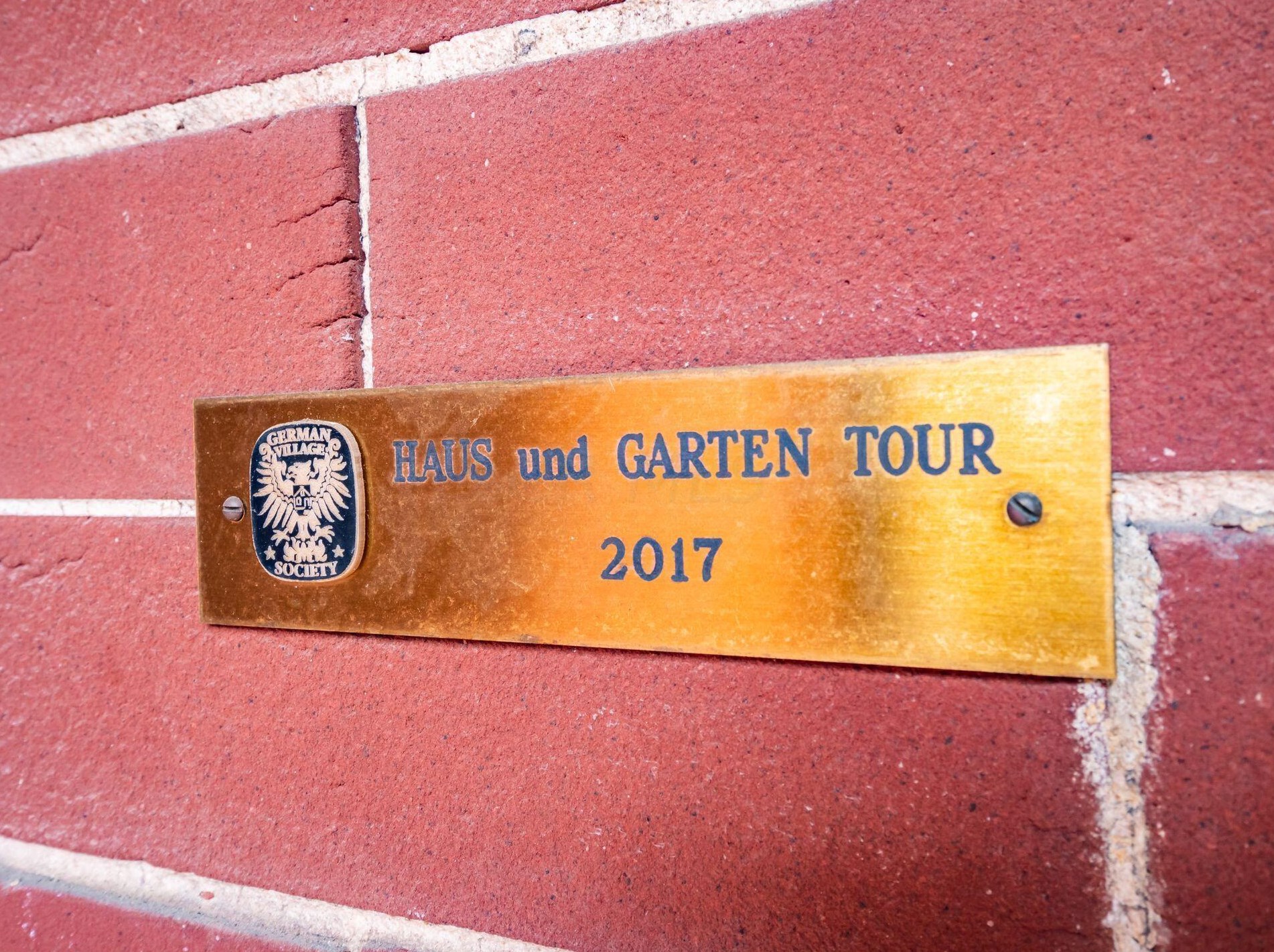 702 6 St, Columbus OH 43206-2126 exterior