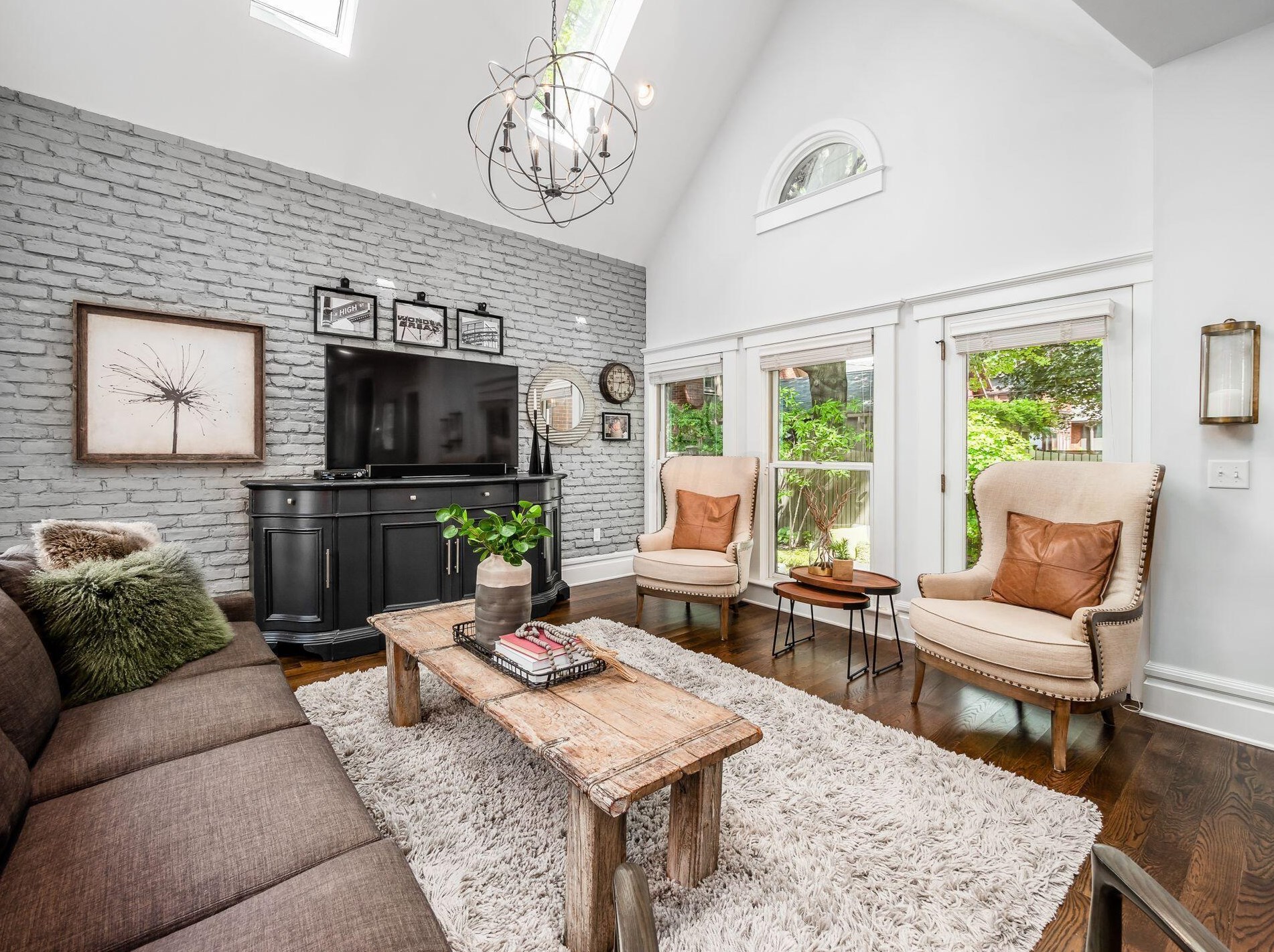 702 6 St, Columbus OH 43206-2126 exterior