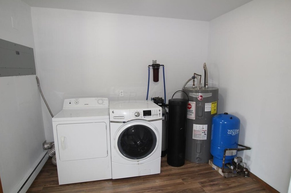 12361 State Route 56, Mount Sterling OH  43143-9048 exterior