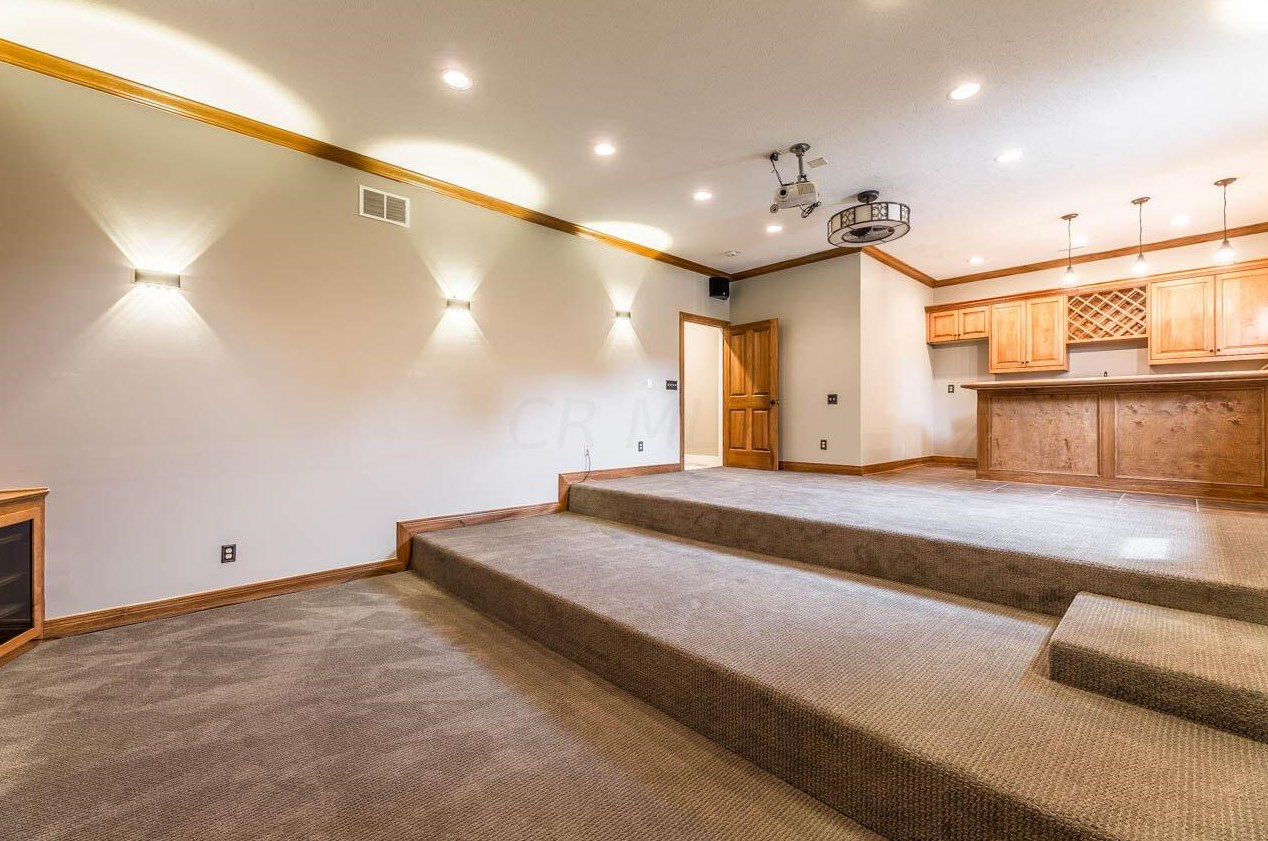 13824 Violet Meadows Ave, Pickerington OH  43147-8028 exterior