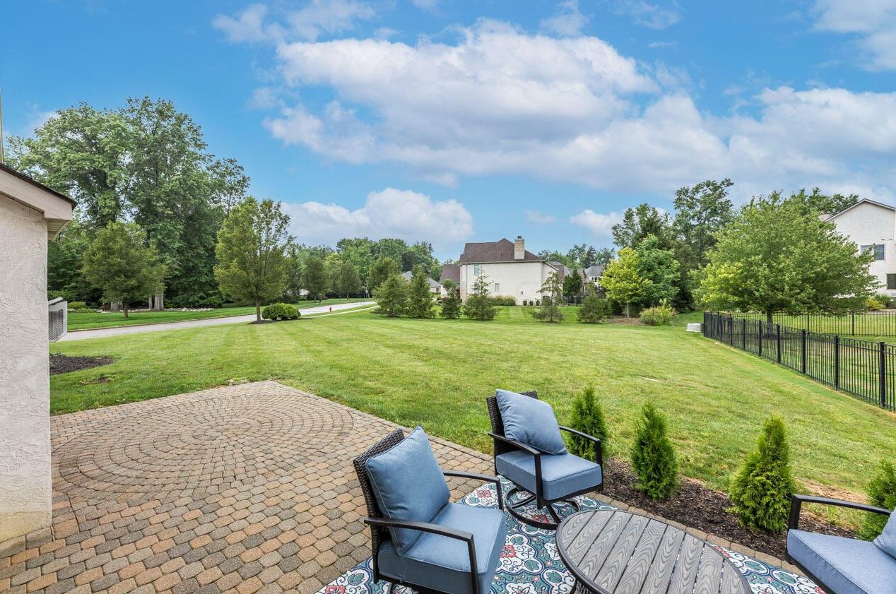 13824 Violet Meadows Ave, Pickerington OH  43147-8028 exterior