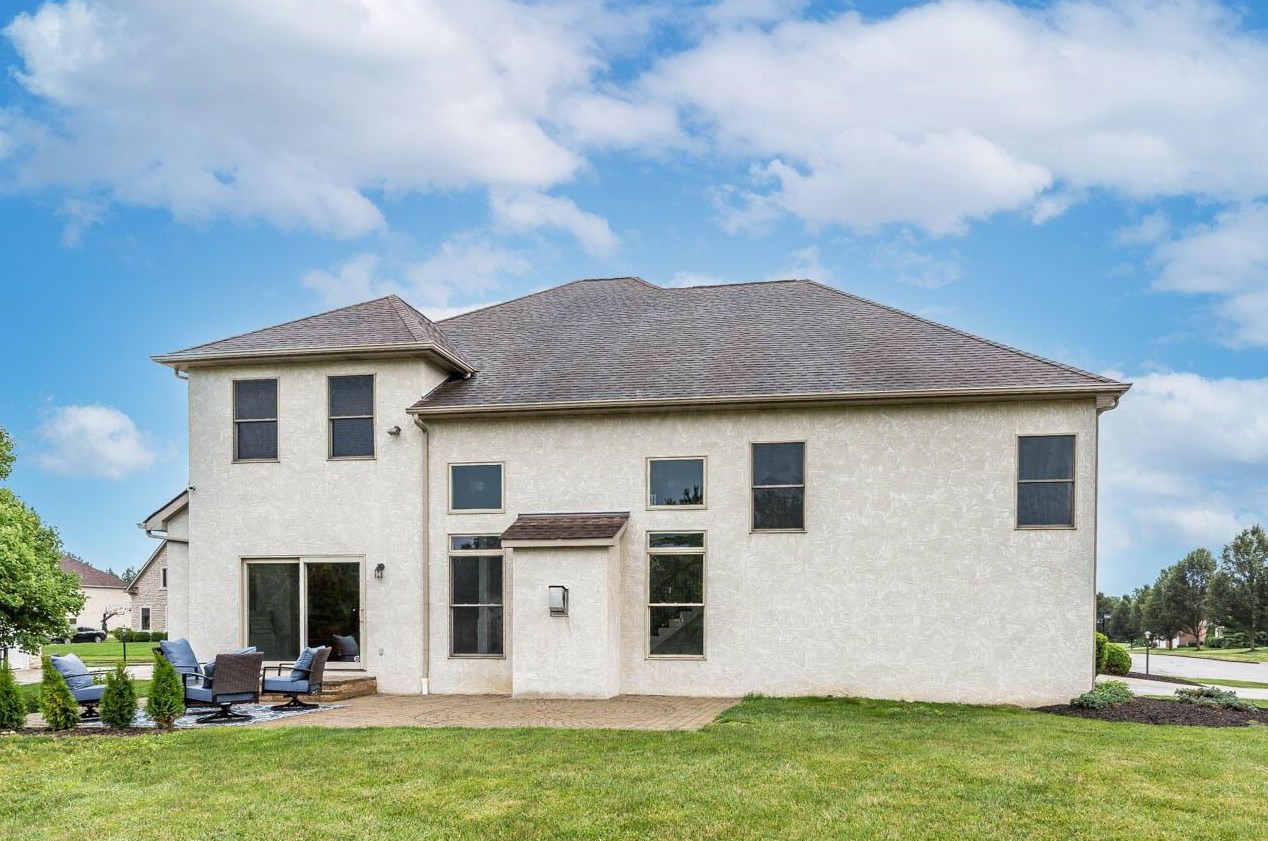 13824 Violet Meadows Ave, Pickerington OH  43147-8028 exterior