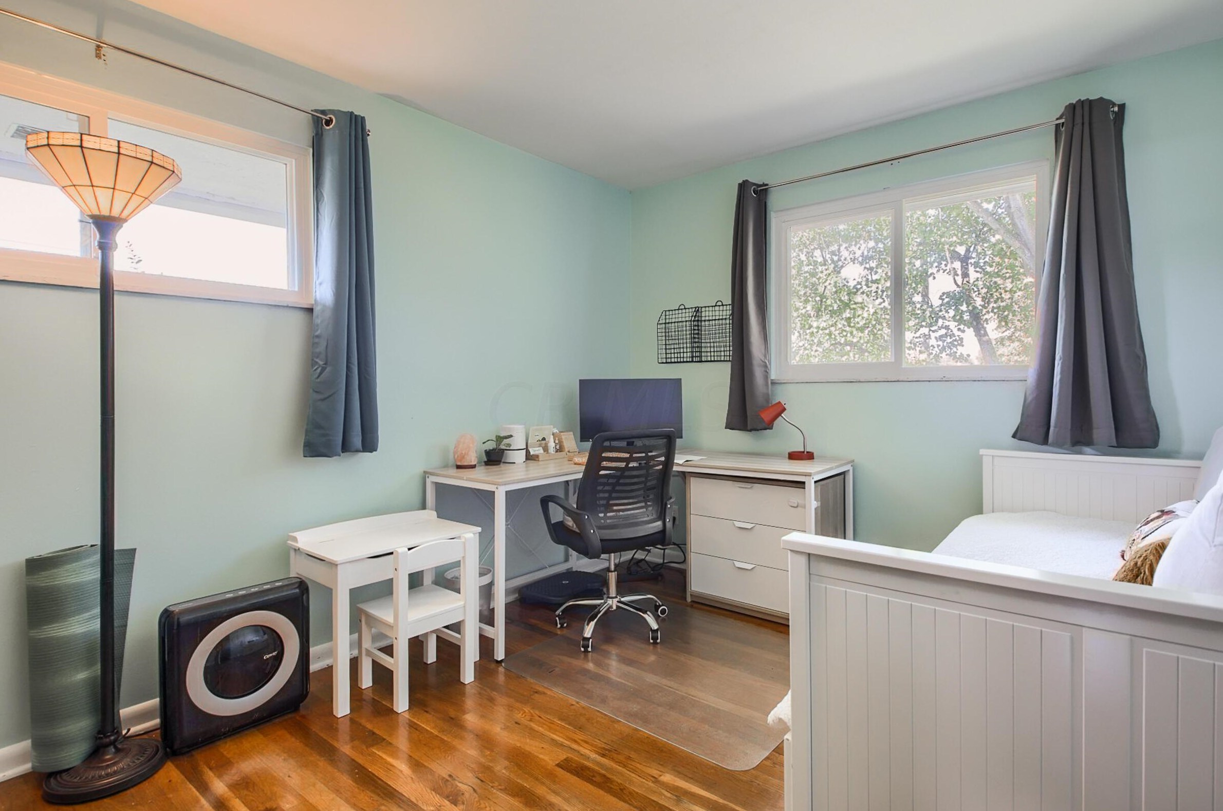 1176 Bellflower Ave, Columbus OH  43204-2782 exterior