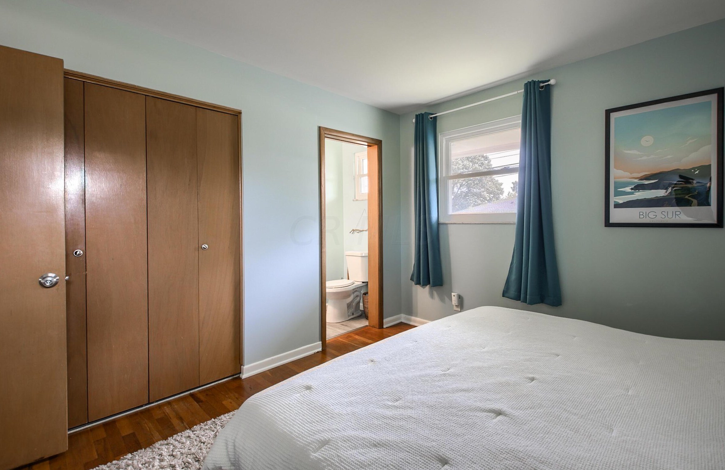 1176 Bellflower Ave, Columbus OH  43204-2782 exterior