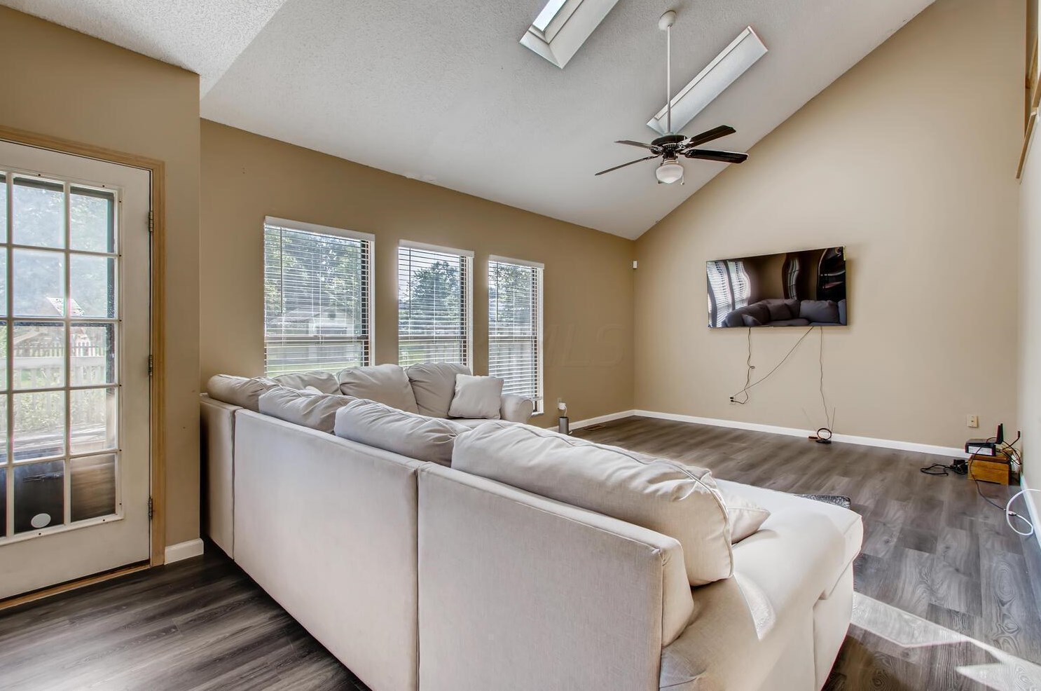 430 Schyler Way, Columbus OH  43230-4380 exterior