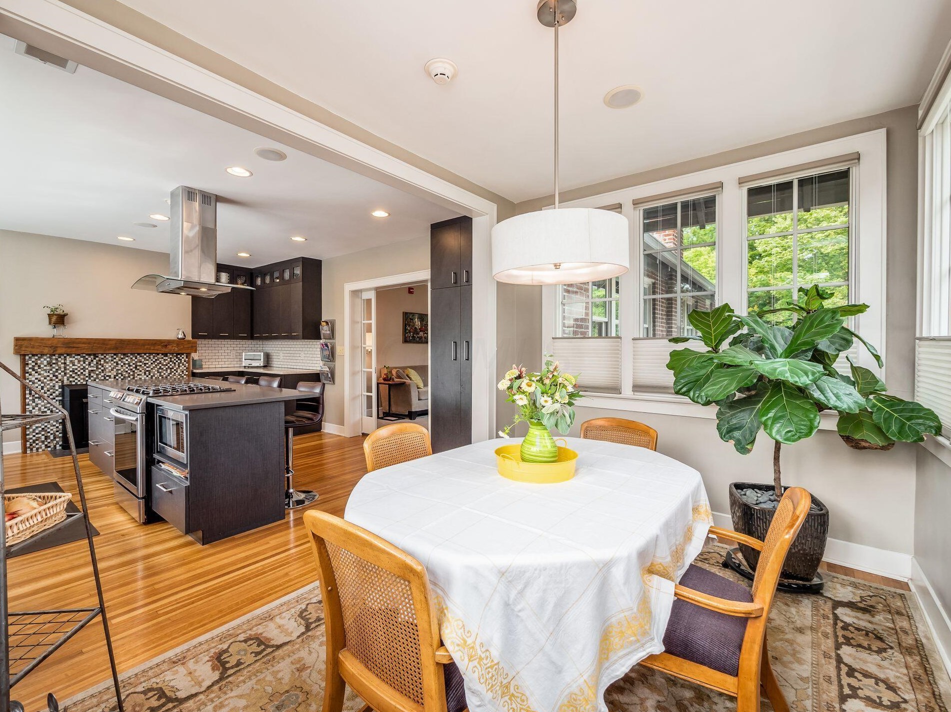 519 Drexel Ave, Columbus OH 43219-2731 exterior