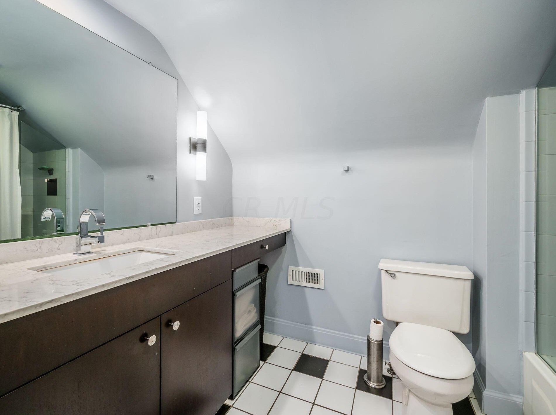 519 Drexel Ave, Columbus OH 43219-2731 exterior