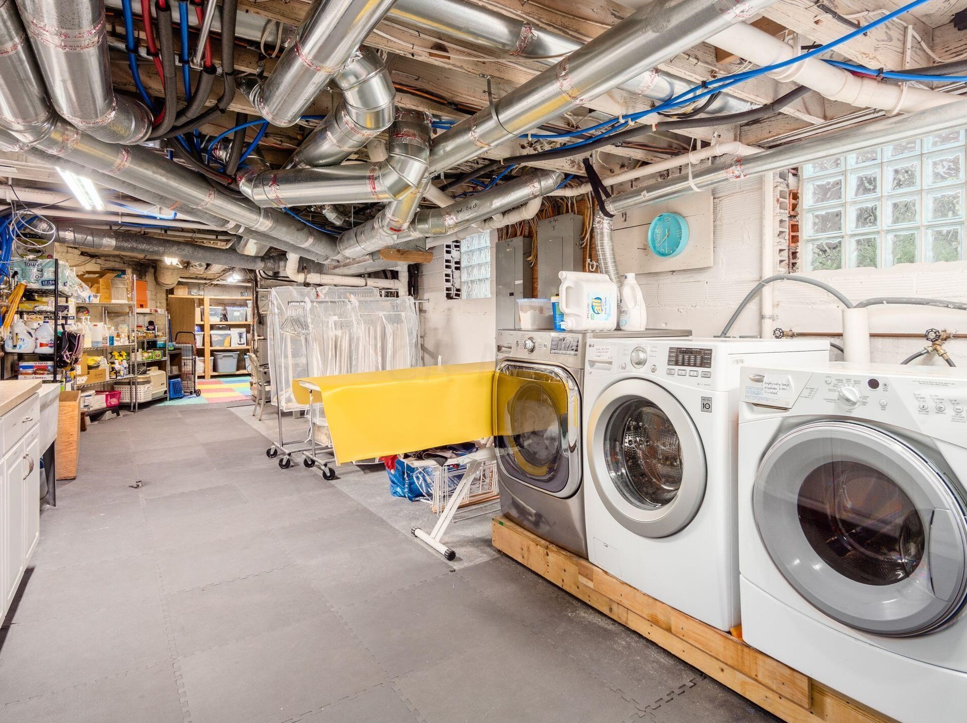 519 Drexel Ave, Columbus OH 43219-2731 exterior