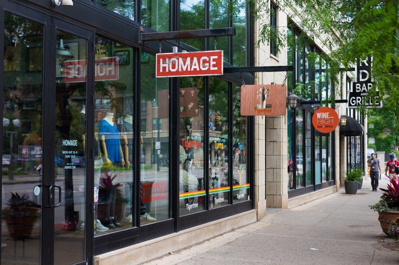 1257 Hunter Ave, Columbus OH 43201-3231 exterior