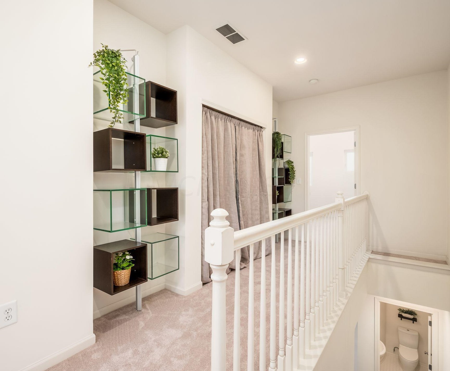 1257 Hunter Ave, Columbus OH 43201-3231 exterior