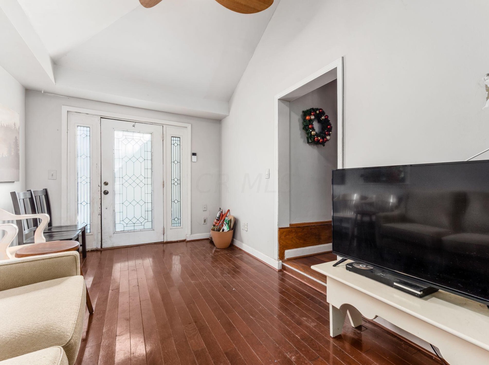 208 Virginialee Rd, Columbus OH 43209-1336 exterior