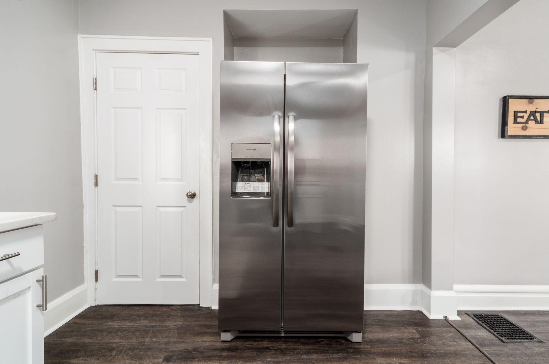 774 Kelton Ave, Columbus OH 43205-2943 exterior