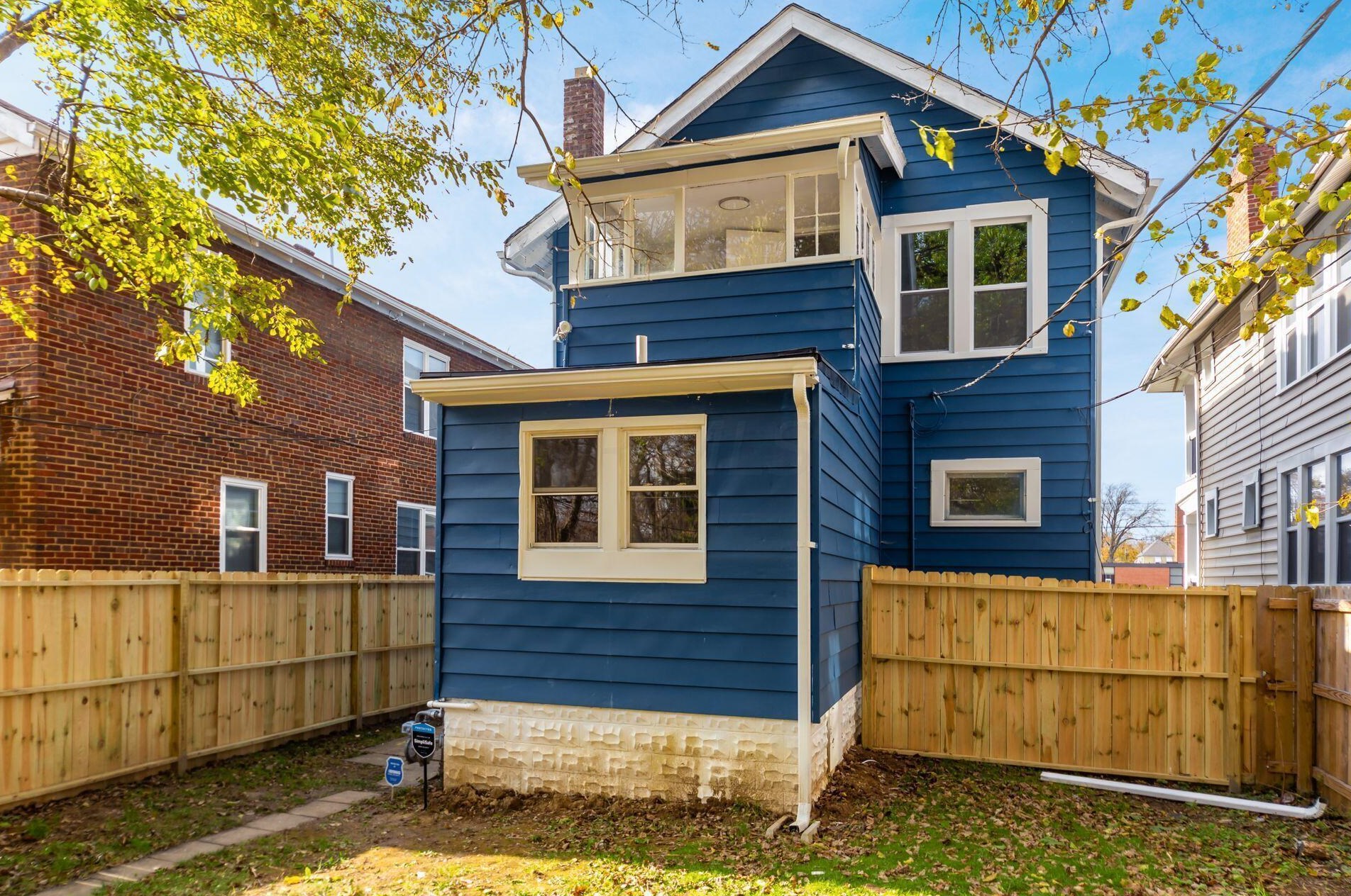 774 Kelton Ave, Columbus OH 43205-2943 exterior