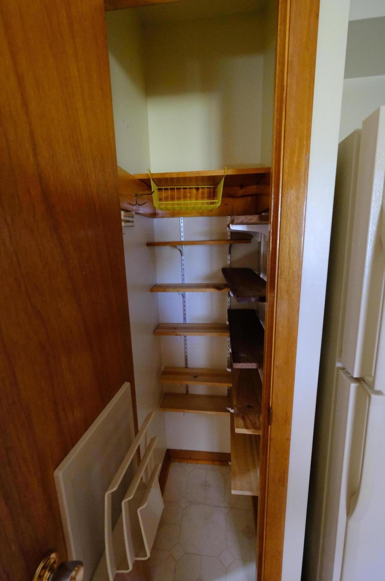 798 Bernhard Rd, Columbus OH 43213-1937 exterior