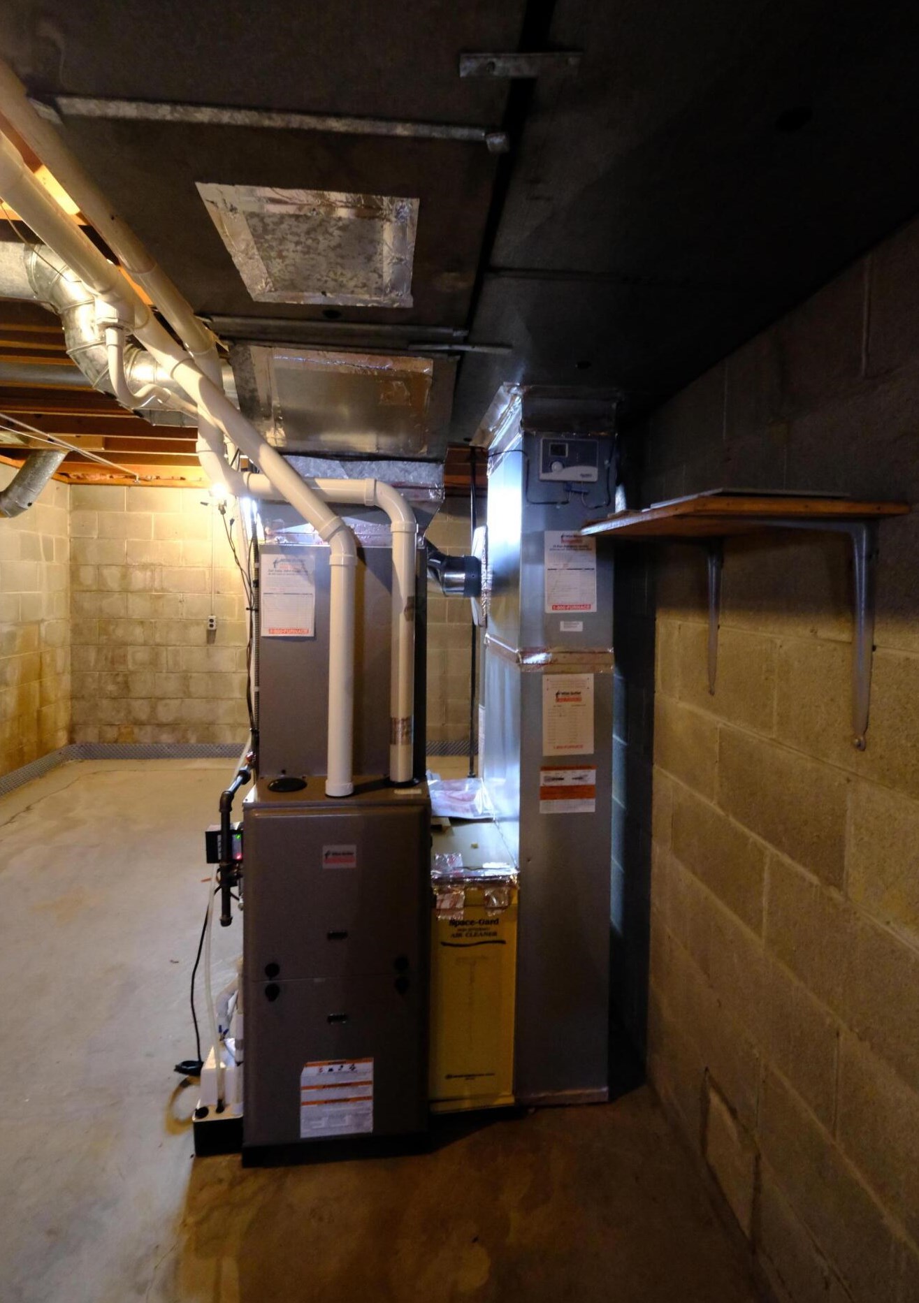 798 Bernhard Rd, Columbus OH 43213-1937 exterior