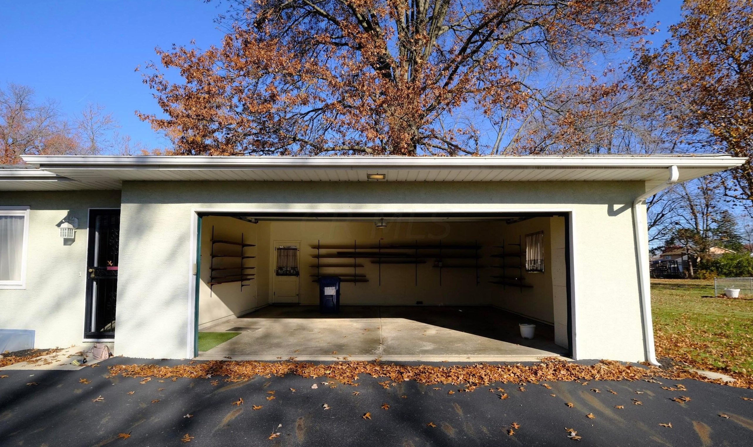 798 Bernhard Rd, Columbus OH 43213-1937 exterior