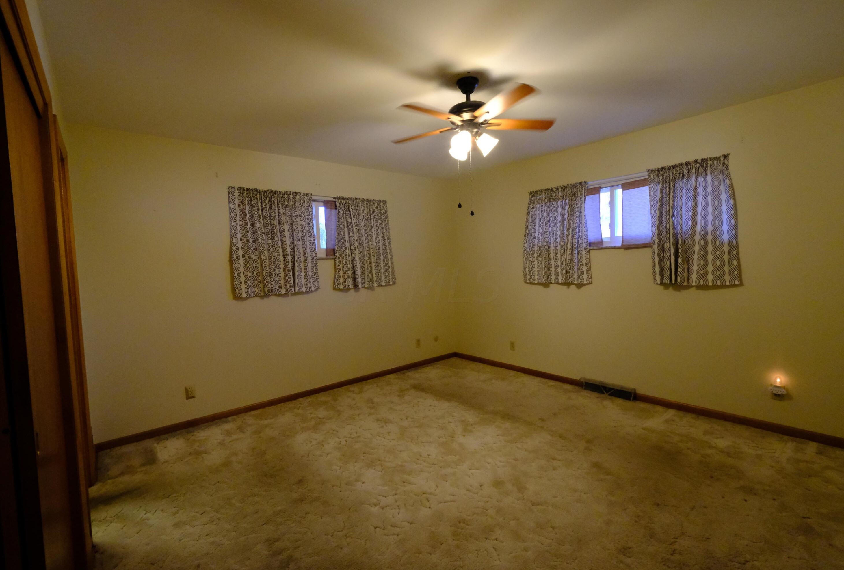 798 Bernhard Rd, Columbus OH 43213-1937 exterior