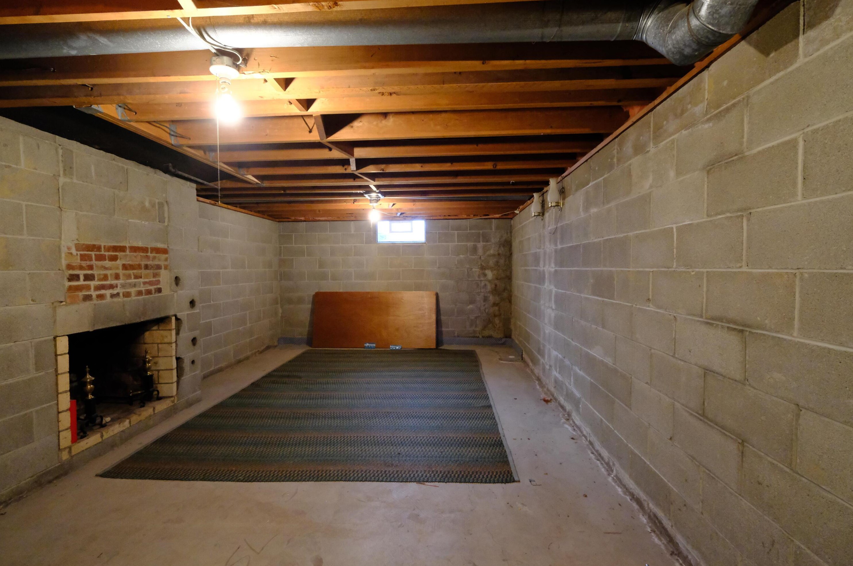 798 Bernhard Rd, Columbus OH 43213-1937 exterior