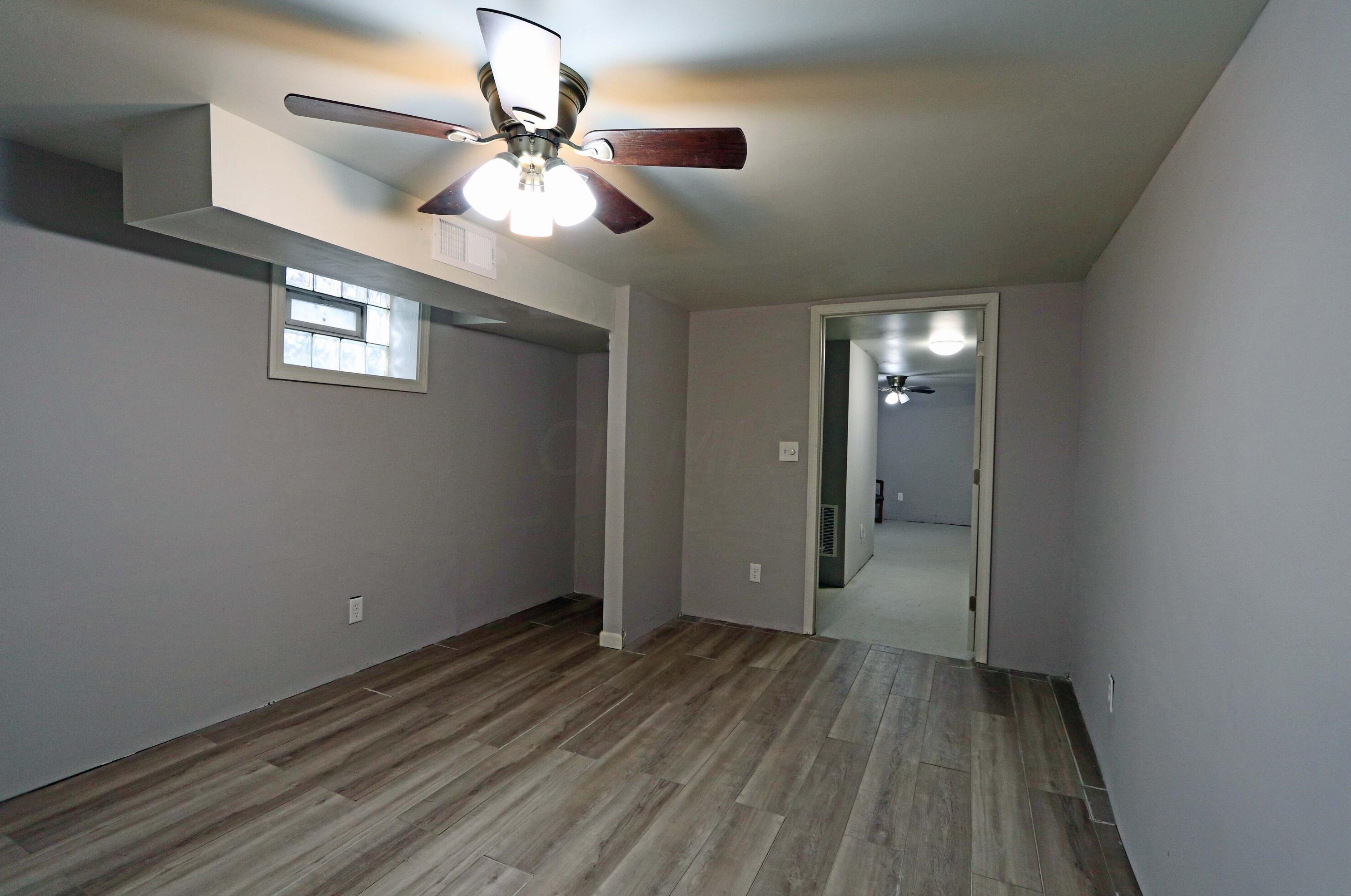 465 Huron Ave, Columbus OH 43204-2661 exterior