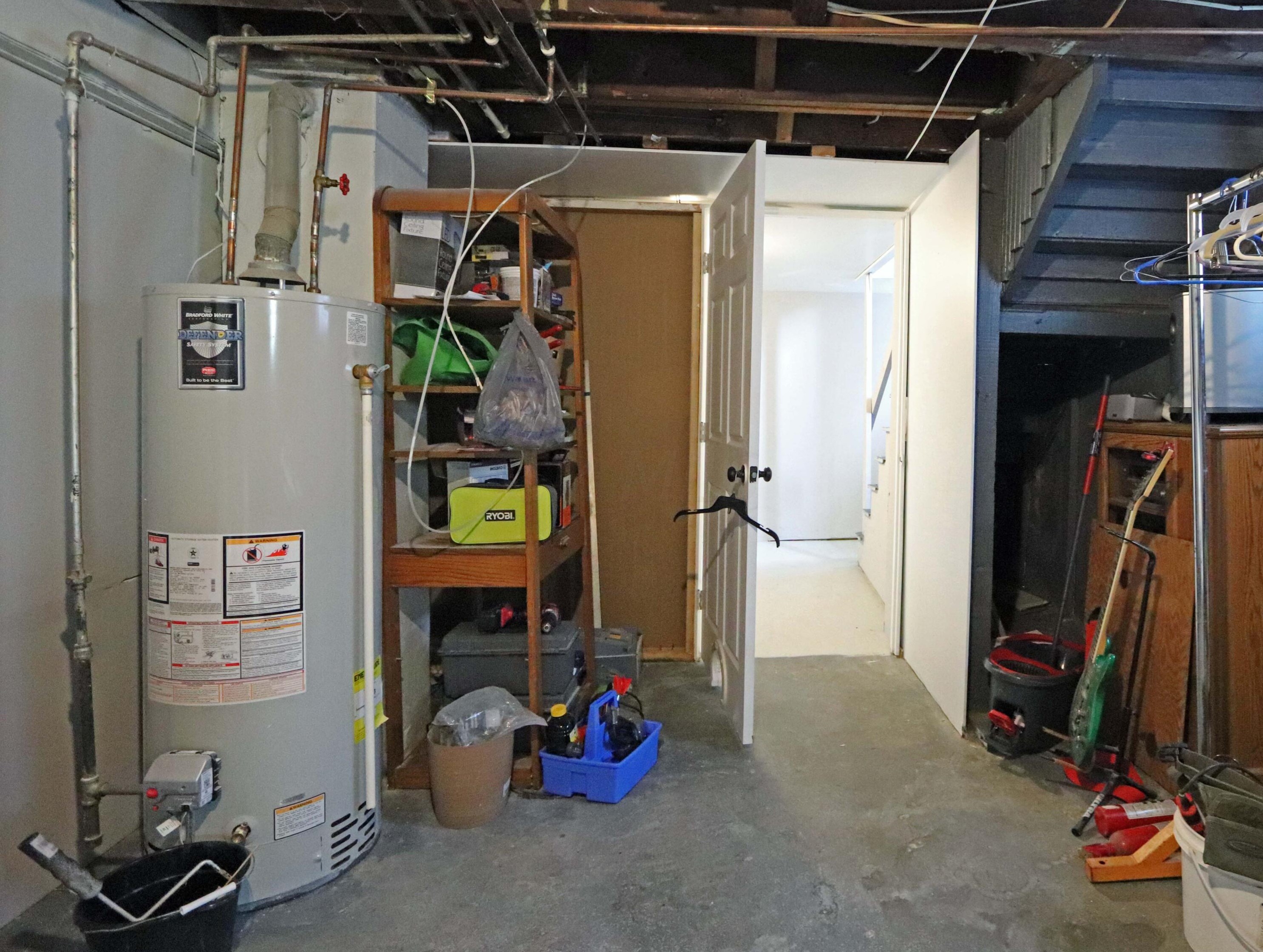 465 Huron Ave, Columbus OH 43204-2661 exterior