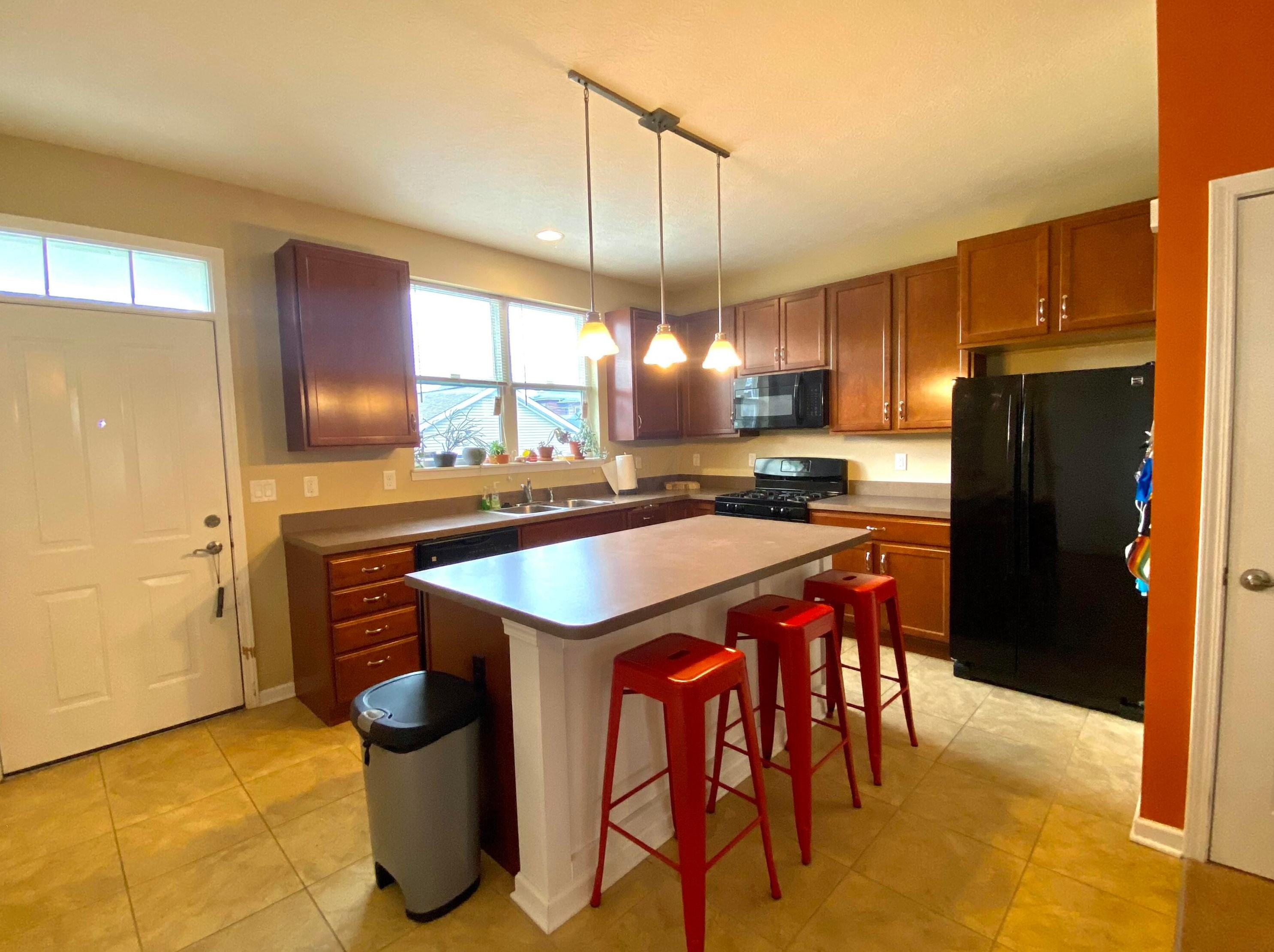 149 20 St, Columbus OH 43203-1504 exterior