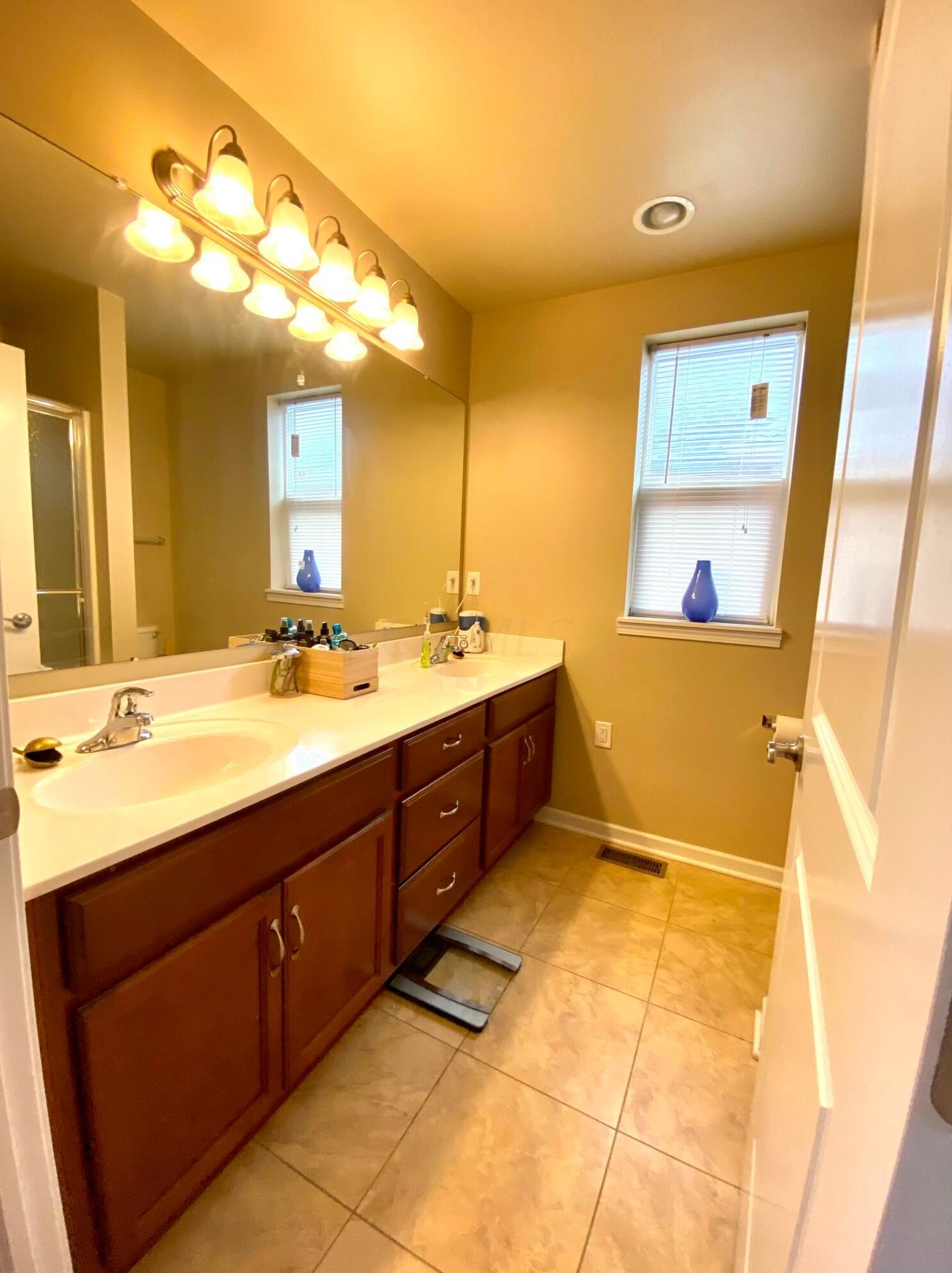 149 20 St, Columbus OH 43203-1504 exterior