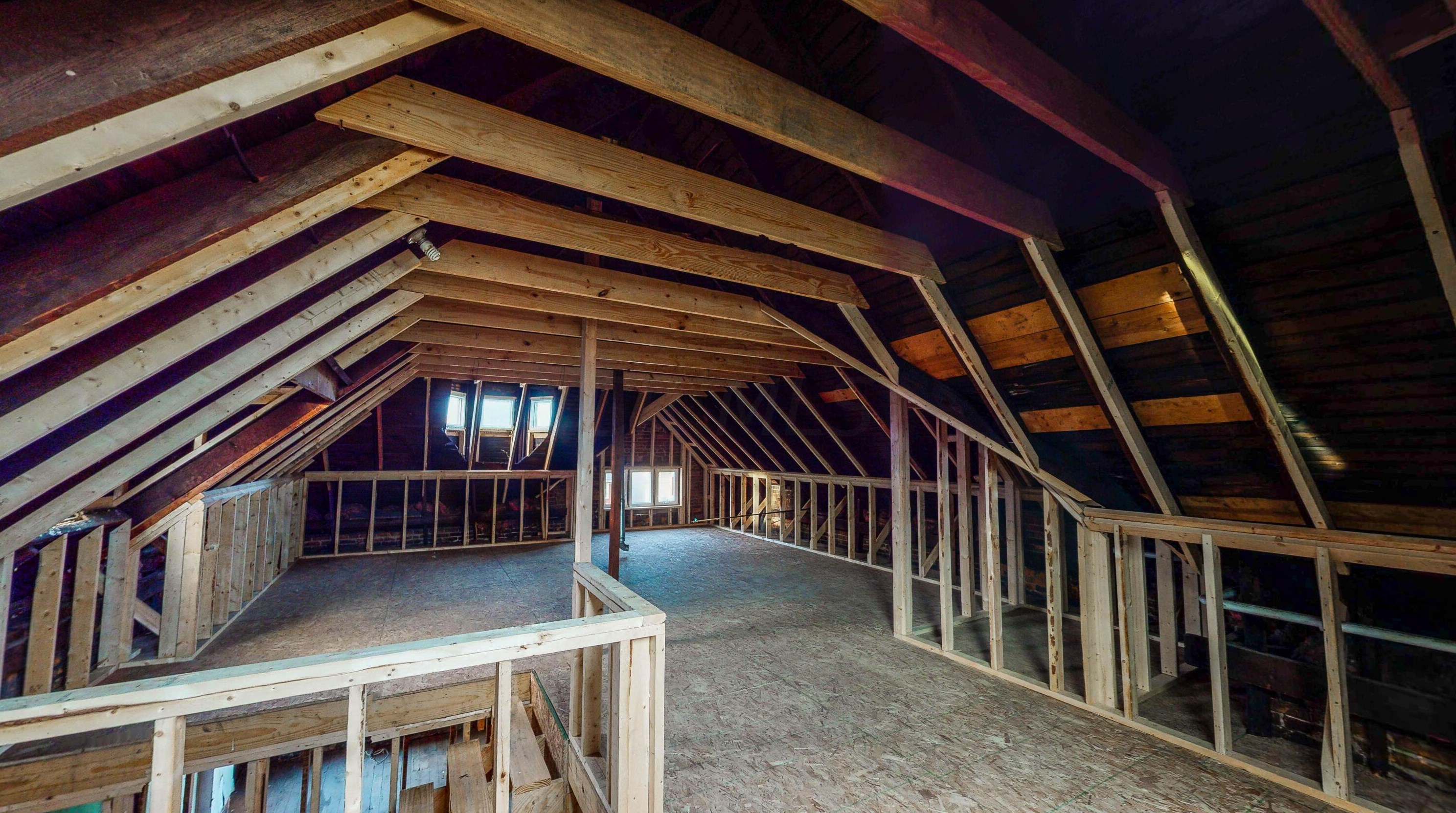 1271 Long St, Columbus OH 43203-2097 exterior