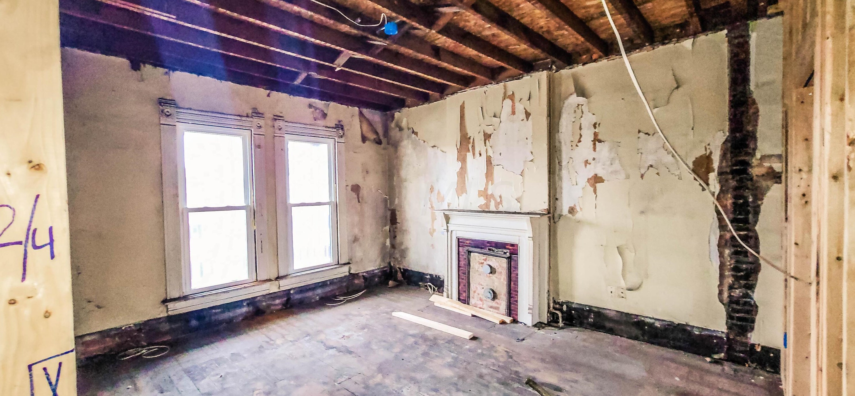 1271 Long St, Columbus OH 43203-2097 exterior