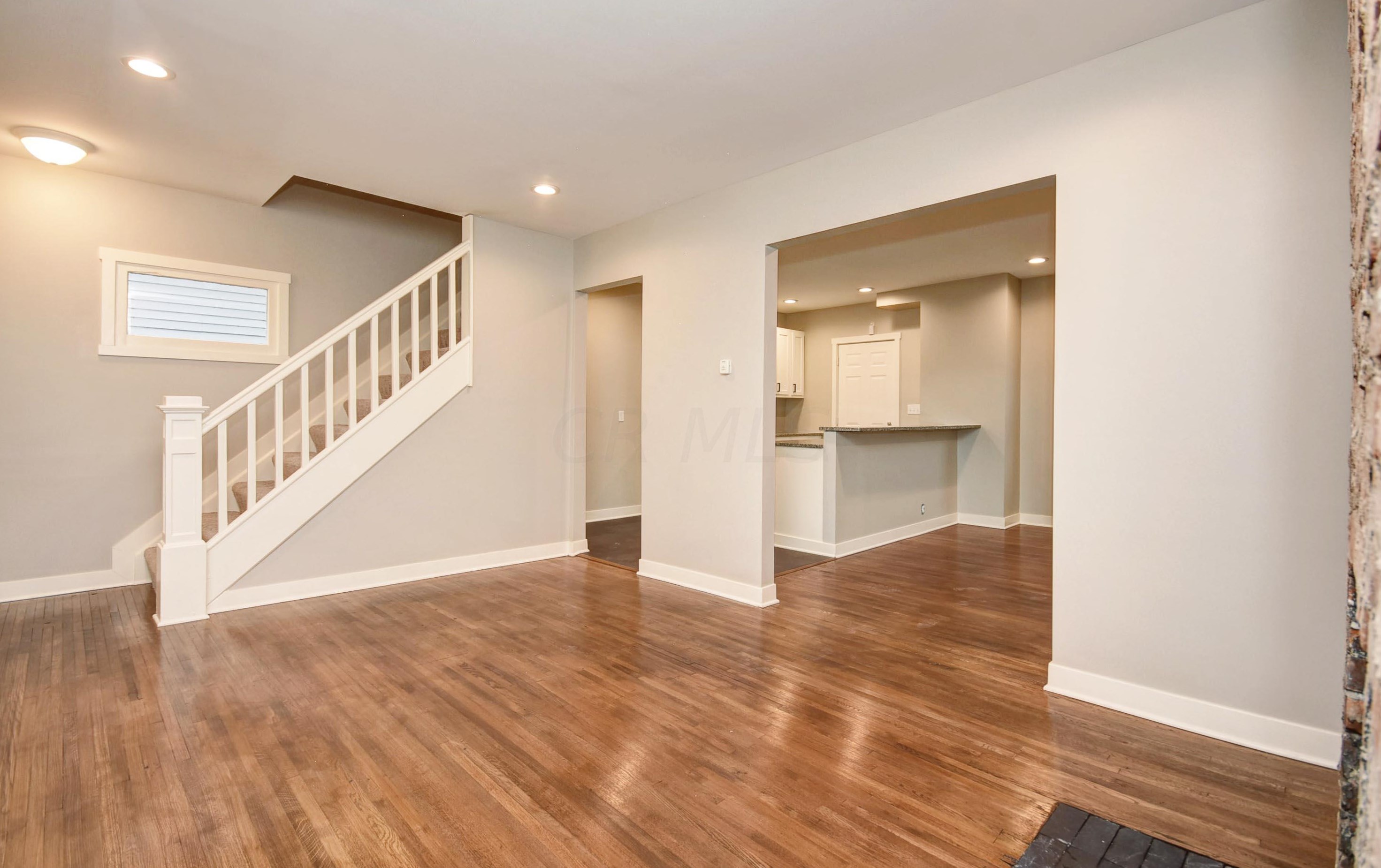 948 Lockbourne Rd, Columbus OH 43206-1625 exterior