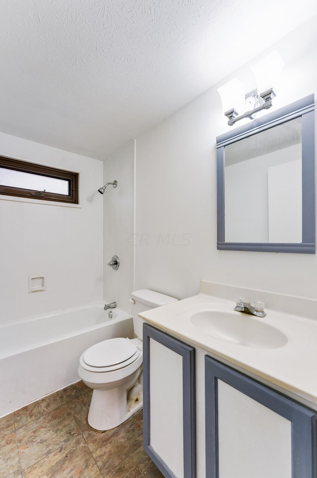 3760 Lynward Rd, Columbus OH 43228-3138 exterior