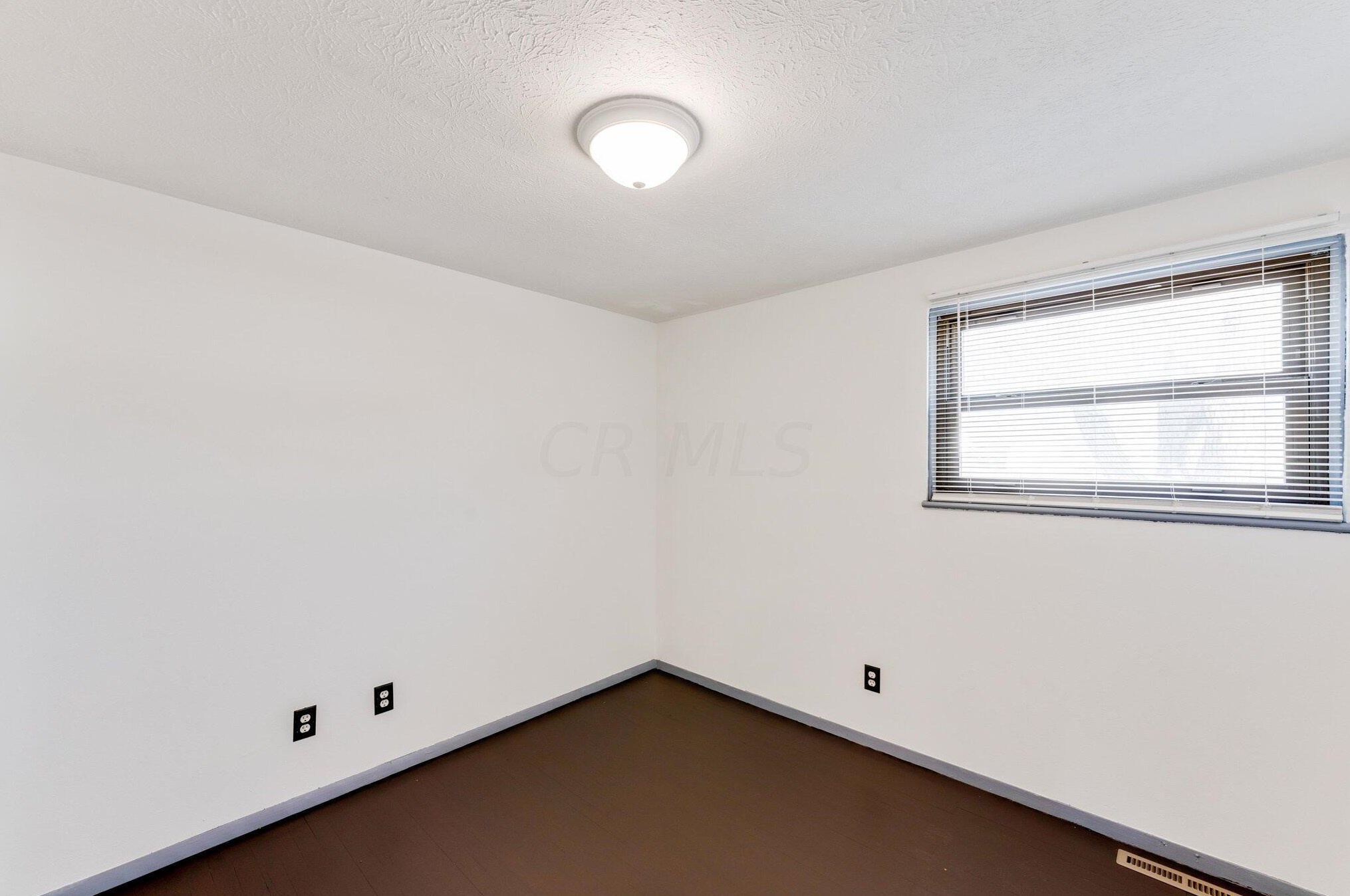 3760 Lynward Rd, Columbus OH 43228-3138 exterior