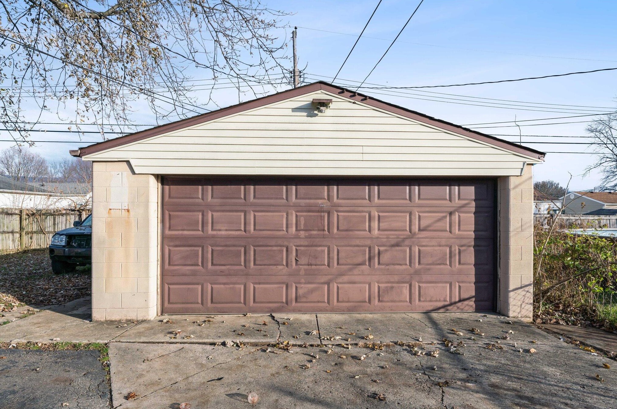 3760 Lynward Rd, Columbus OH 43228-3138 exterior