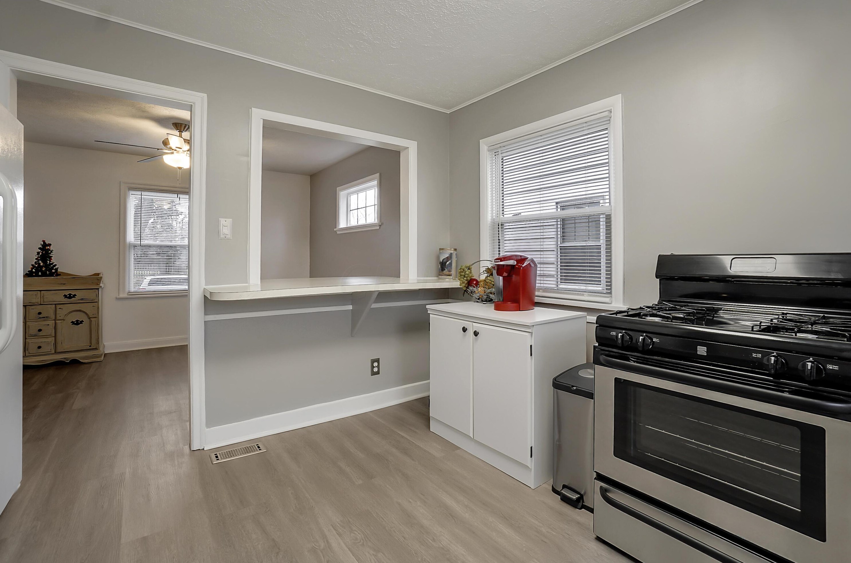 312 Brinker Ave, Columbus OH 43204-2036 exterior