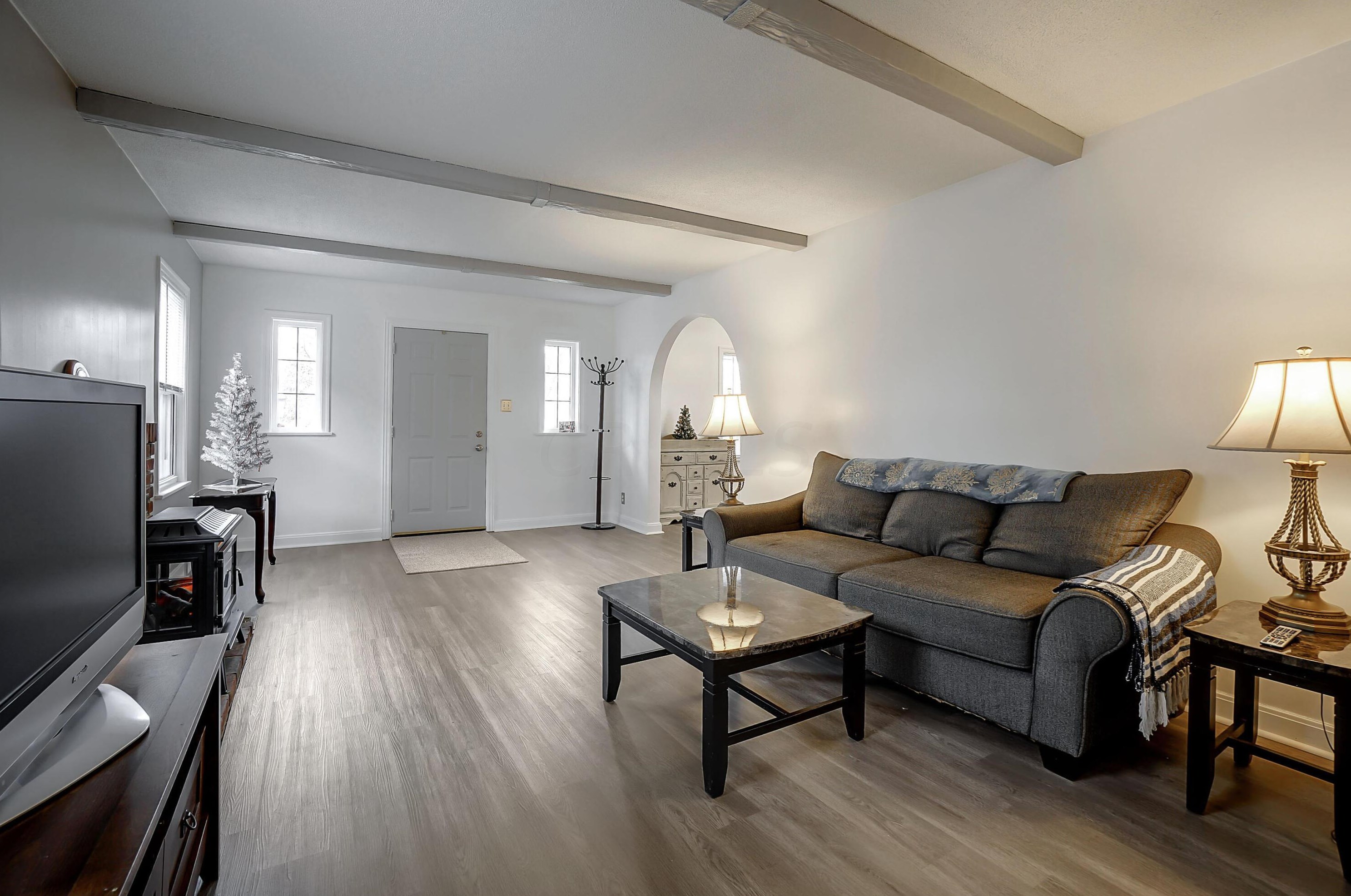 312 Brinker Ave, Columbus OH 43204-2036 exterior