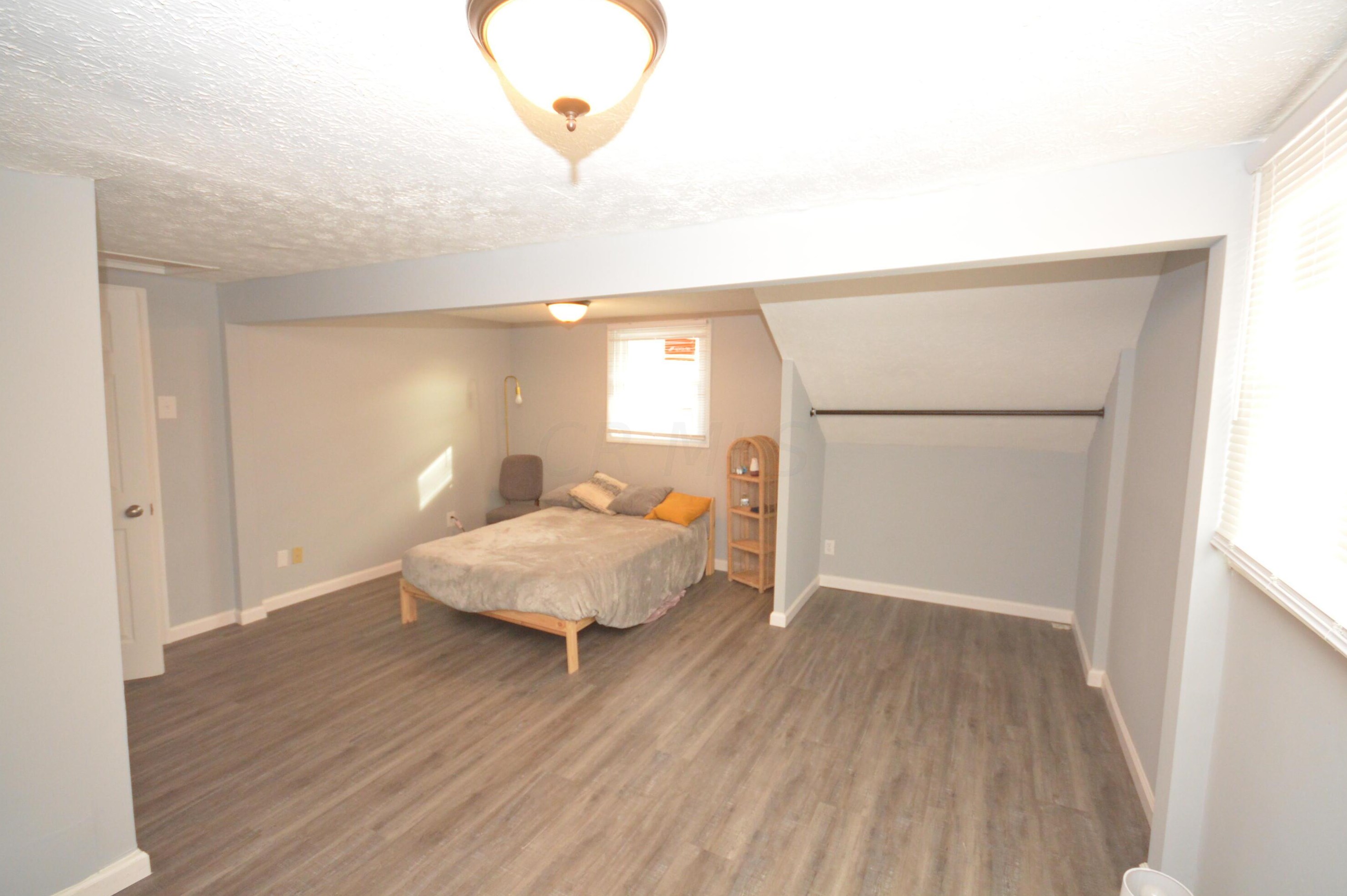 147 Nashoba Ave, Columbus OH 43223-1215 exterior