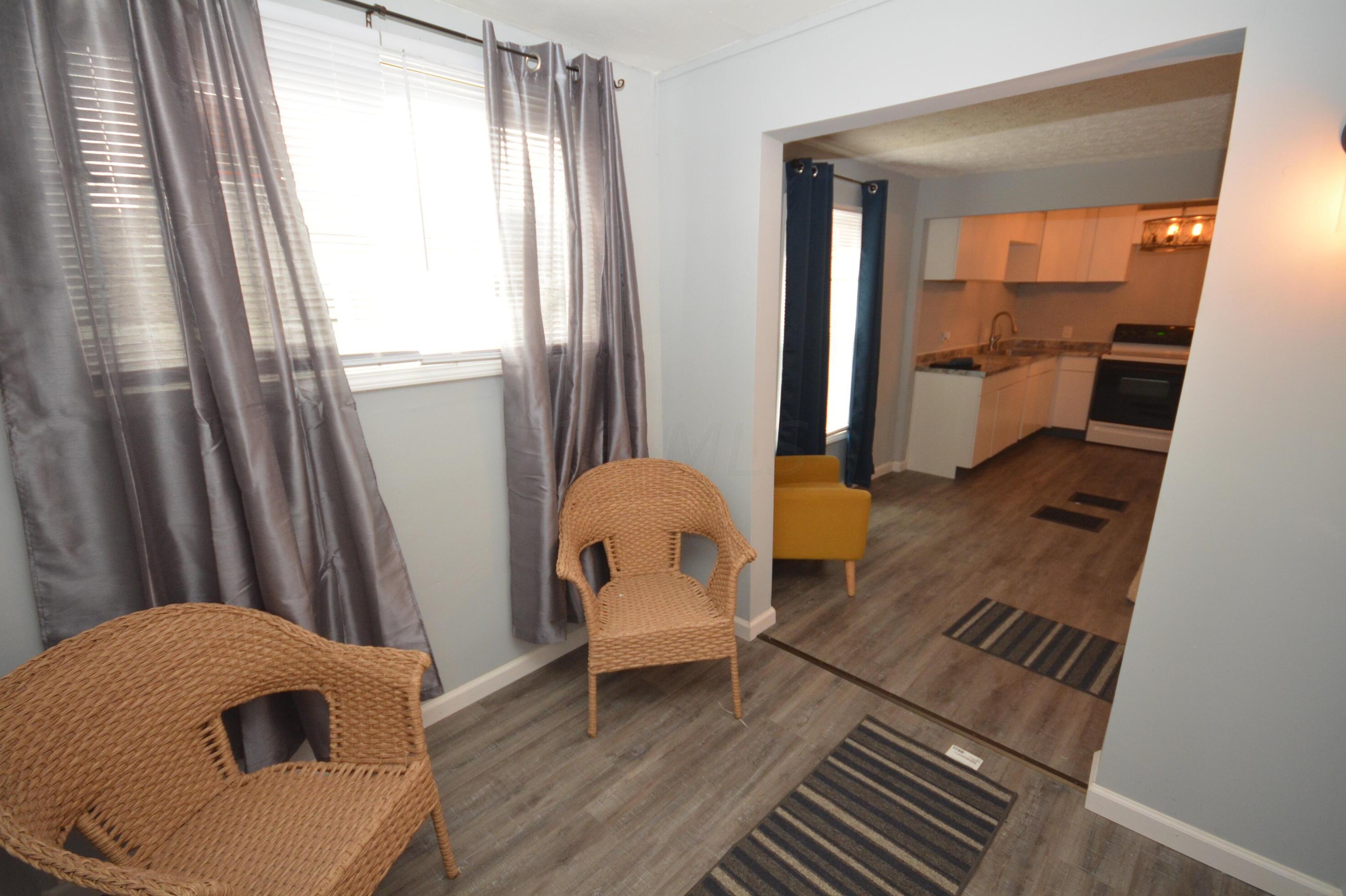 147 Nashoba Ave, Columbus OH 43223-1215 exterior