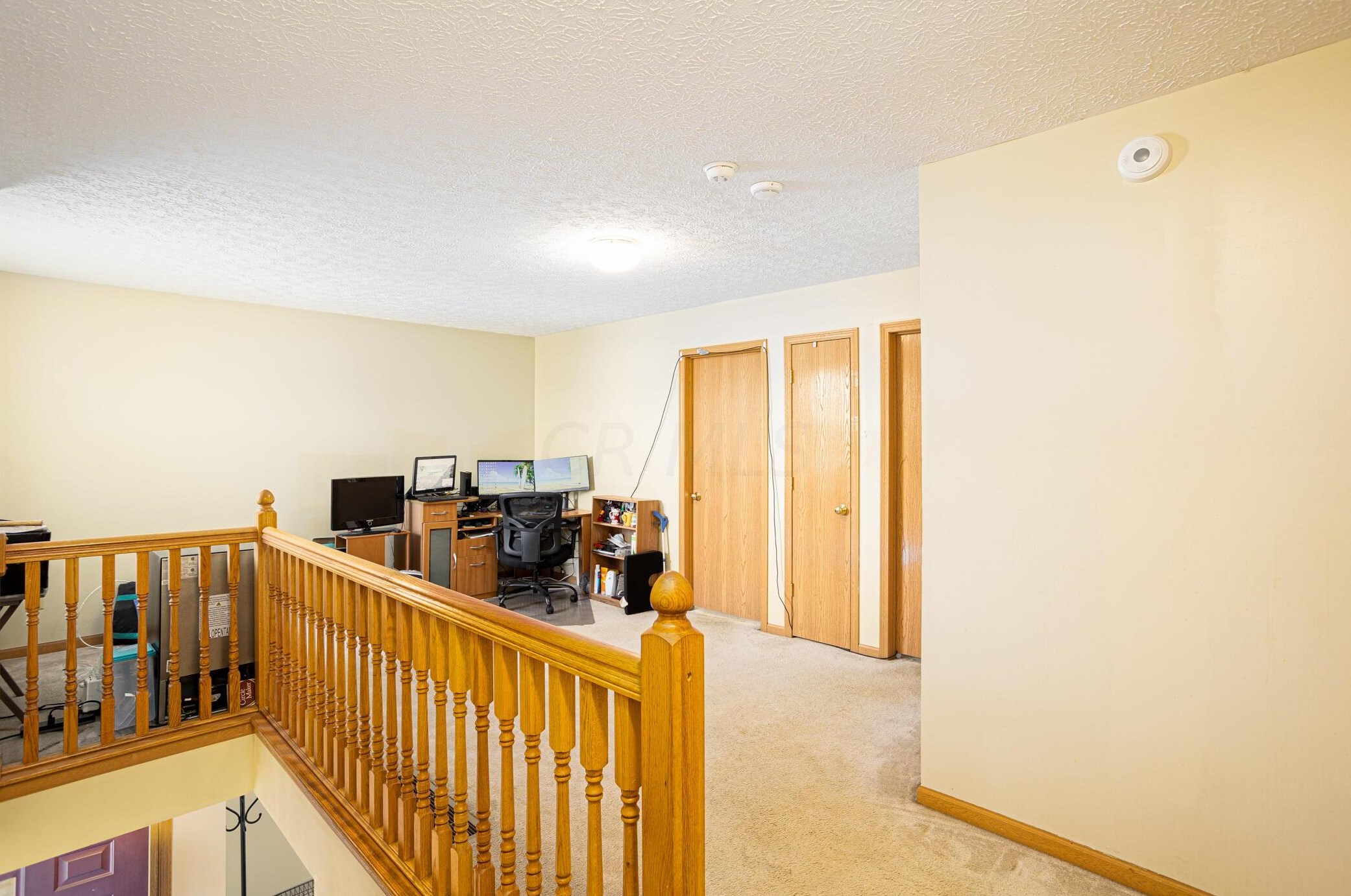 3431 Omega Dr, Columbus OH 43231-8815 exterior