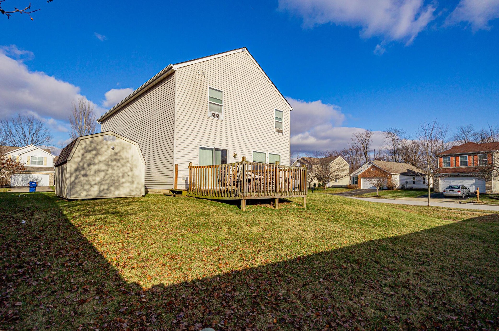 3431 Omega Dr, Columbus OH 43231-8815 exterior