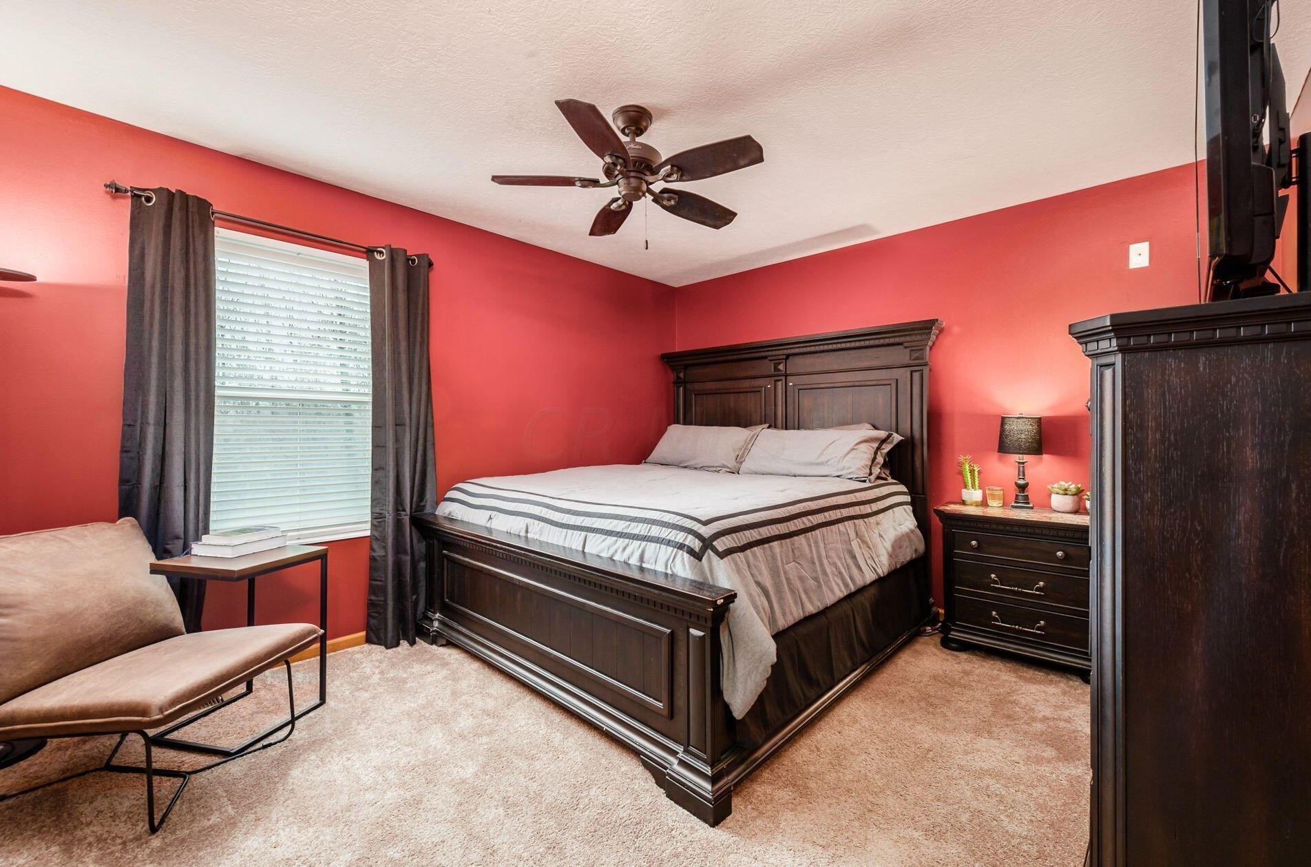 6811 Riding Trl Dr, Cnl Wnchstr OH  43110-7824 exterior