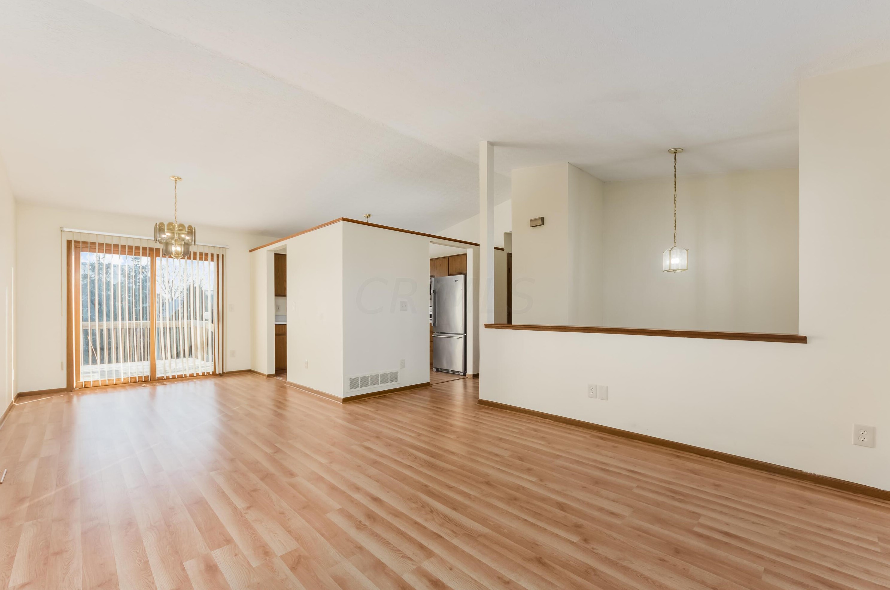 1308 Pinnacle Dr, Columbus OH 43204-1776 exterior