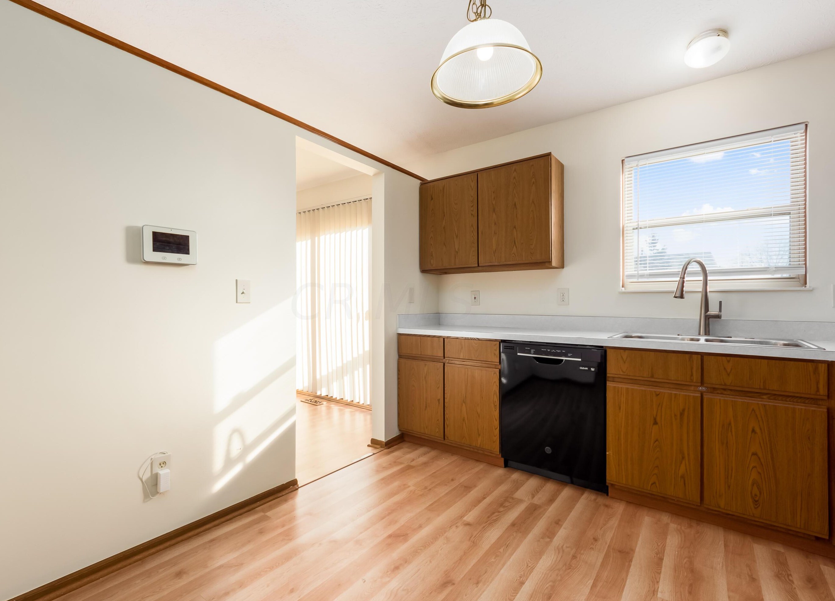 1308 Pinnacle Dr, Columbus OH 43204-1776 exterior