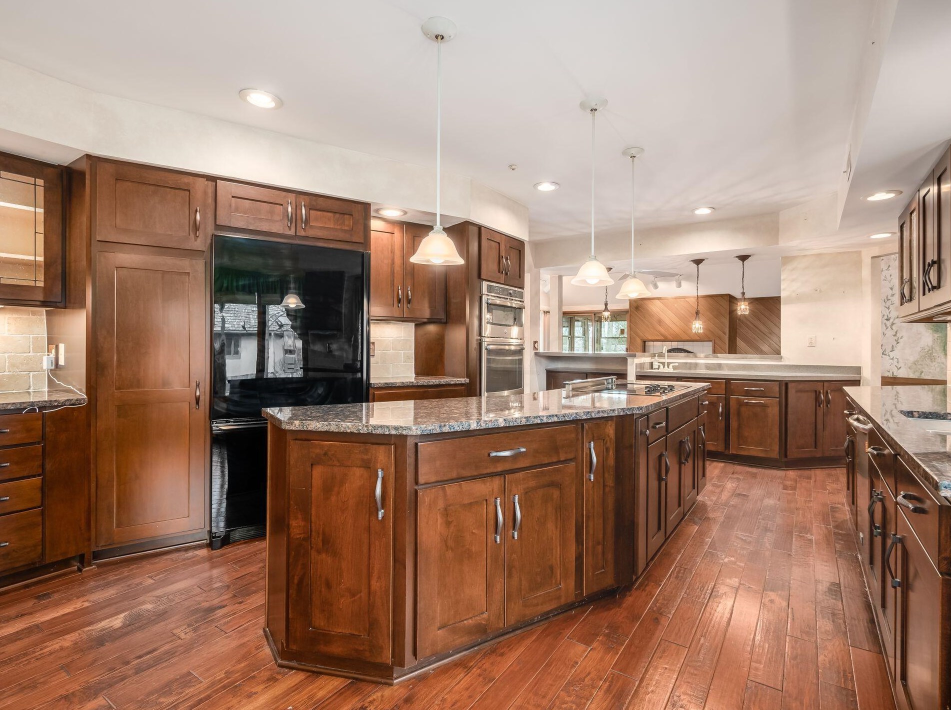 730 Old Oak Trce, Columbus OH 43235-1760 exterior