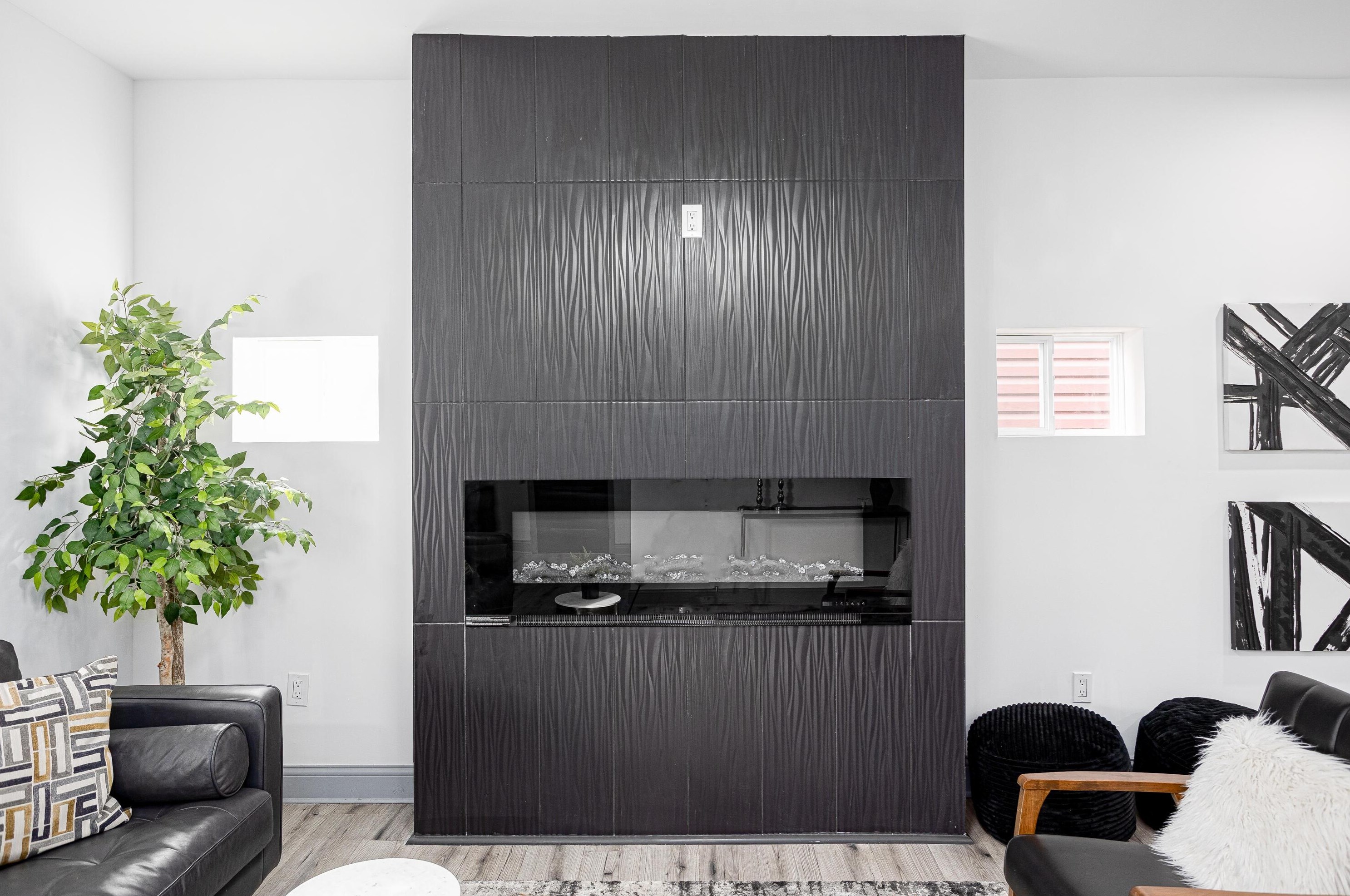 609 Gilbert St, Columbus OH  43205-2616 exterior