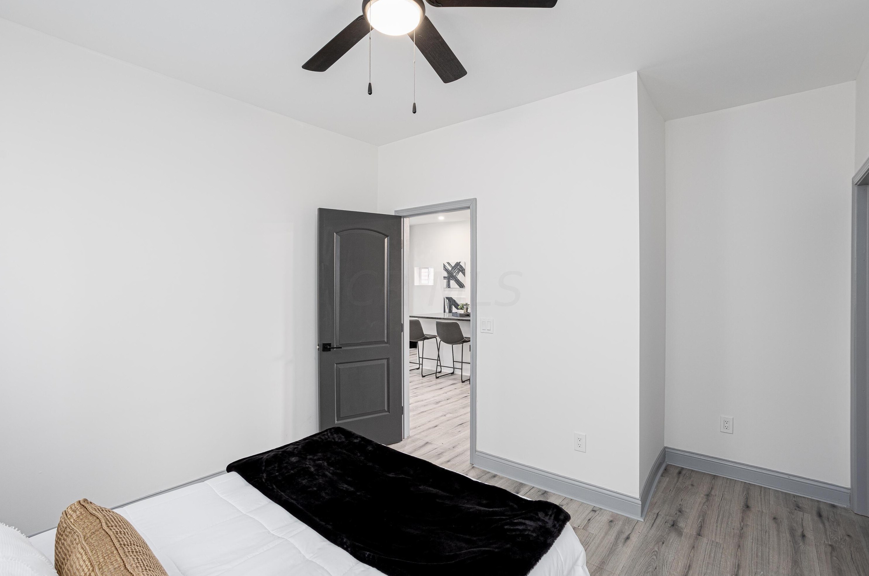 609 Gilbert St, Columbus OH  43205-2616 exterior