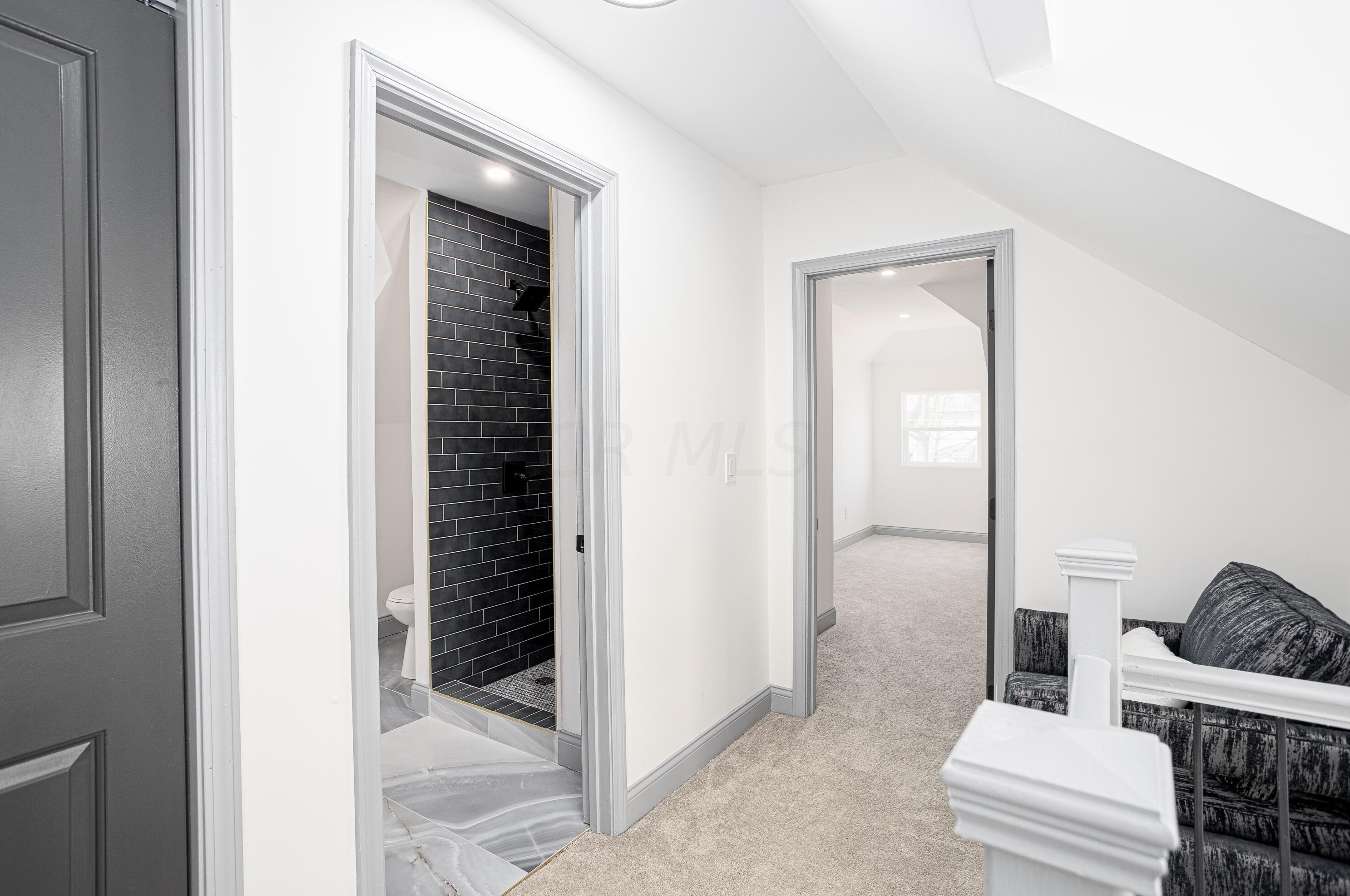 609 Gilbert St, Columbus OH  43205-2616 exterior