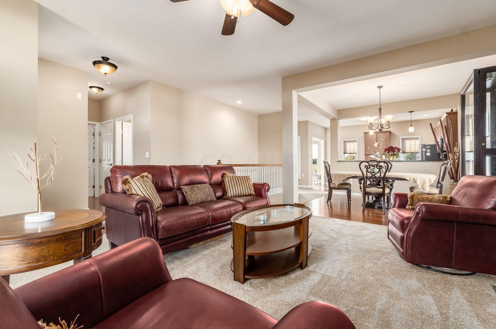 3977 Chelsea Brg Ln, Columbus OH 43230 exterior